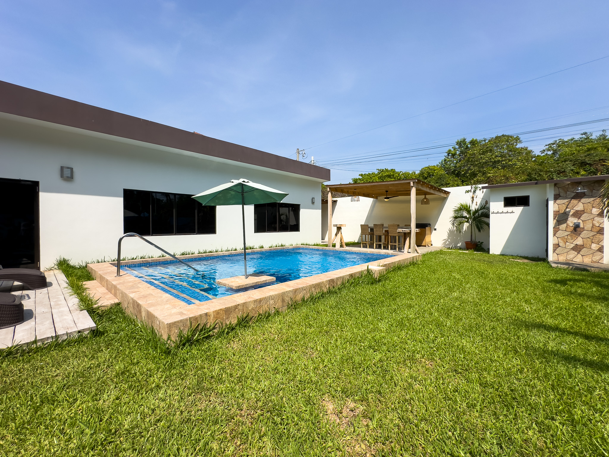 VILLA DE 3 CASAS INDEPENDIENTES FULL AMUEBLADAS, COSTA DEL SOL