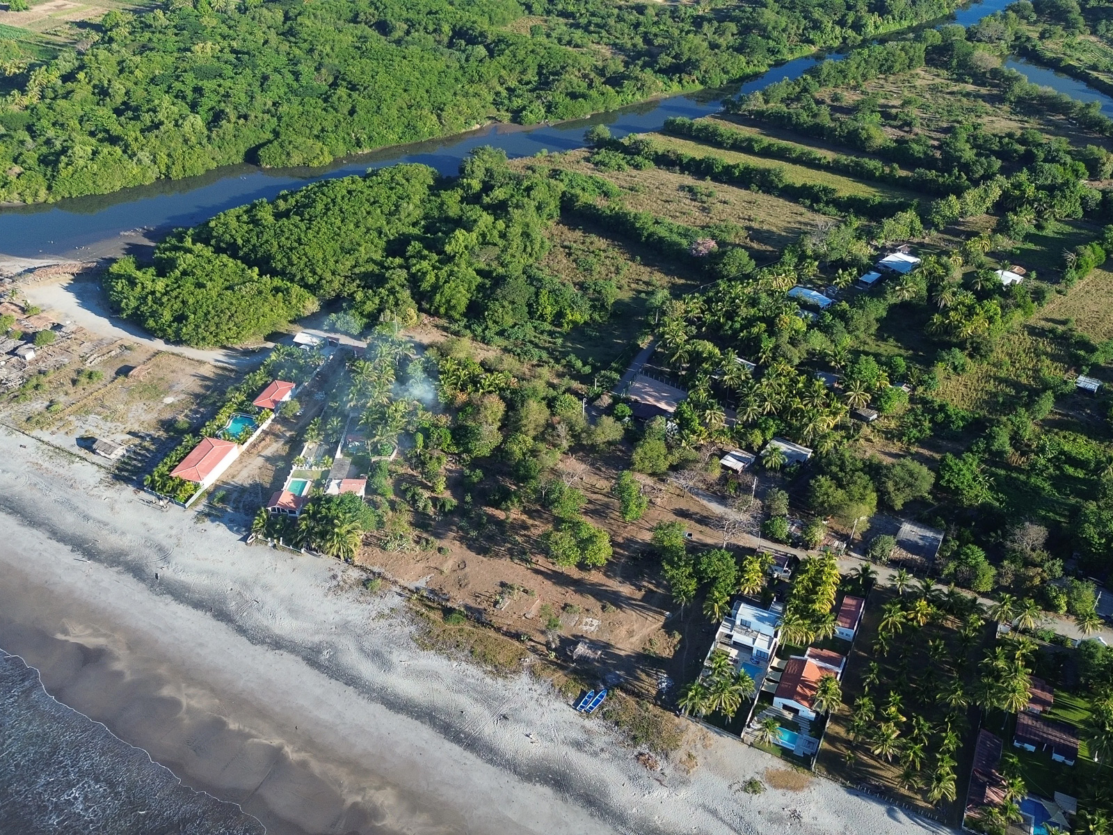 DT675-1 TERRENO PARA DESARROLLO EN PLAYA CANGREJERA, LA LIBERTAD
