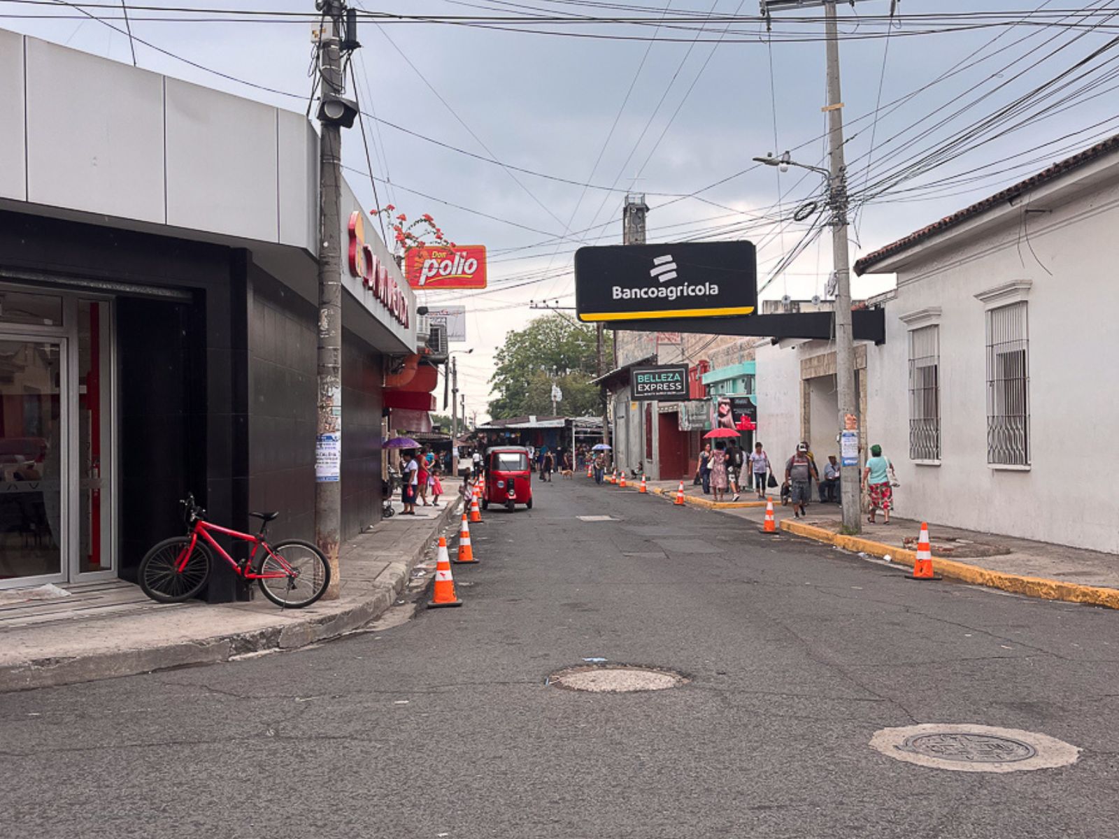 DAL757-7 PLAZA COMERCIAL EN QUEZALTEPEQUE, SAN SALVADOR