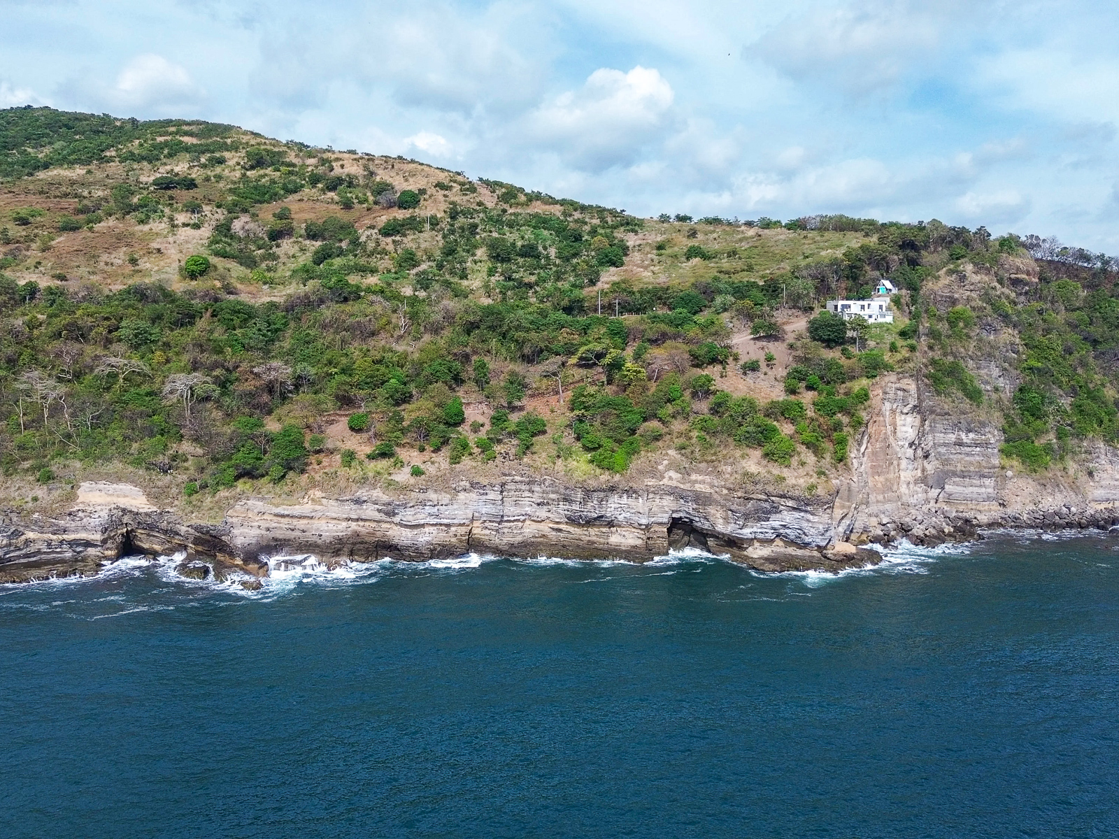 DT670-2 TERRENO FRENTE A CARRETERA CON VISTA AL MAR, EL ZONTE, LA LIBERTAD