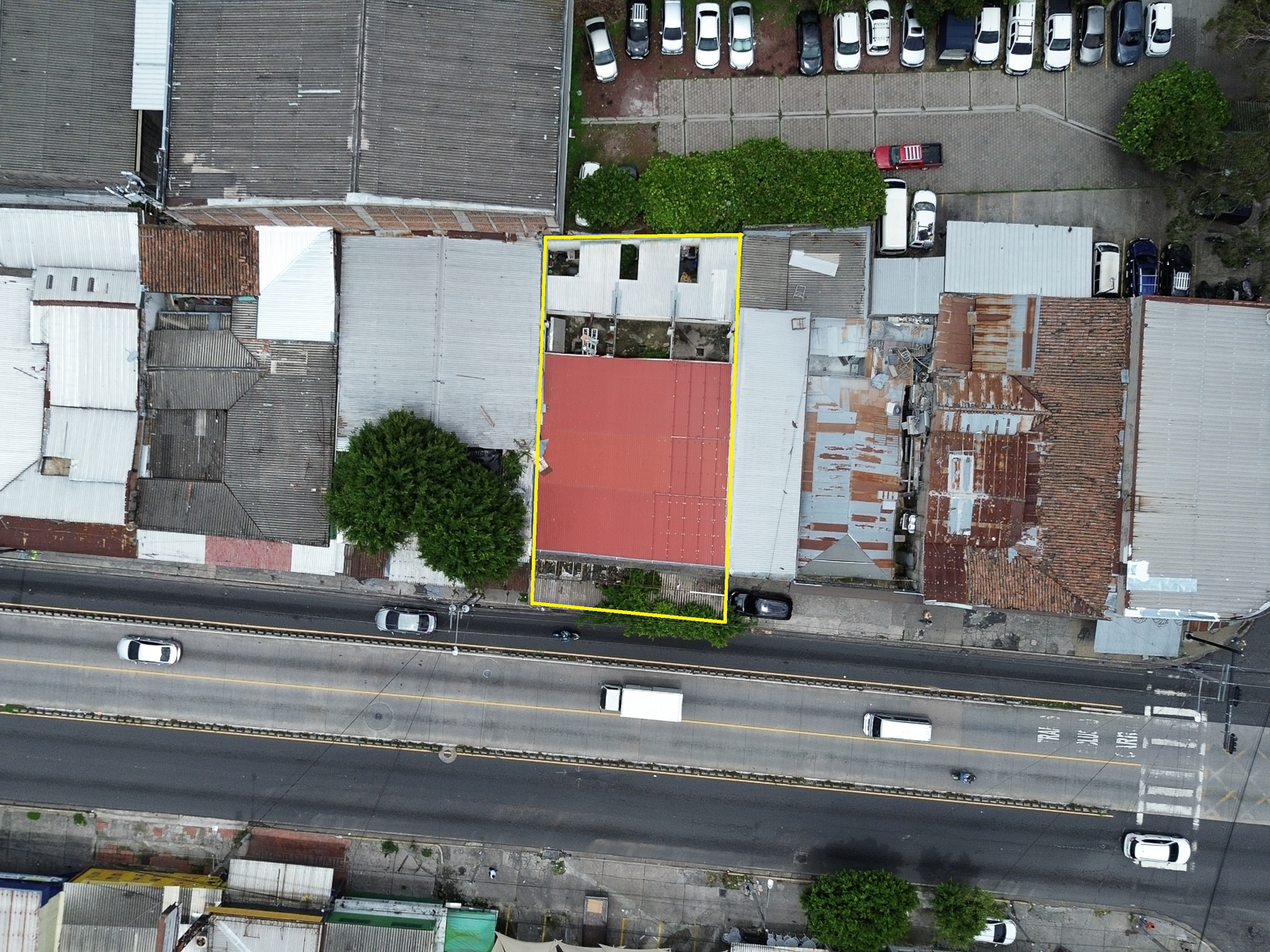 DR751-1 PROPIEDAD EN EL CENTRO DE SAN SALVADOR, ALAMEDA JUAN PABLO II
