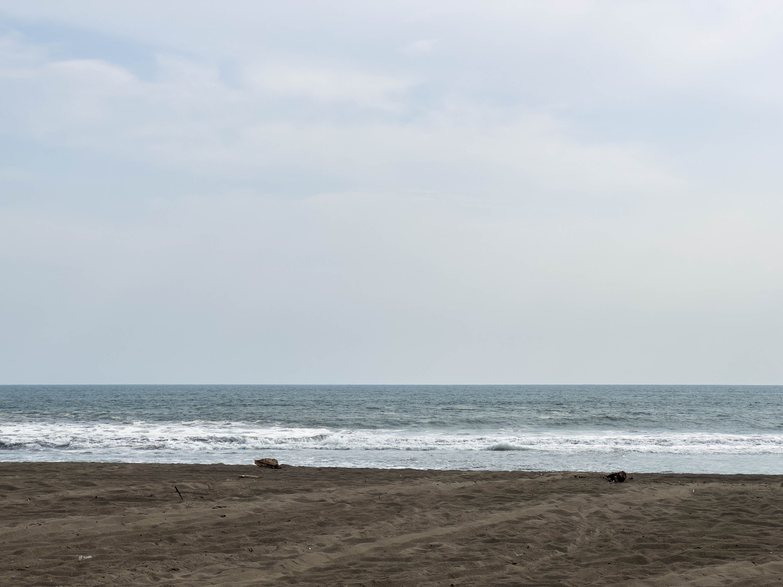 RANCHO EN BARRA SANTIAGO, AHUACHAPÁN