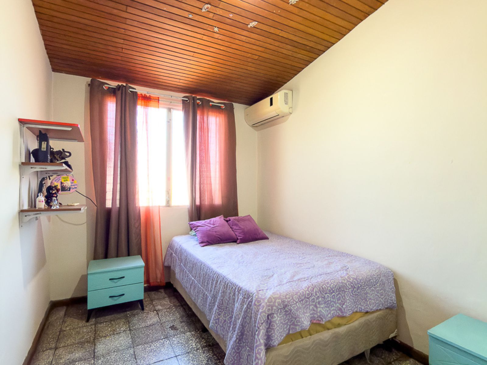 DR807-11 CASA EN RESIDENCIAL METRÓPOLIS, SAN SALVADOR