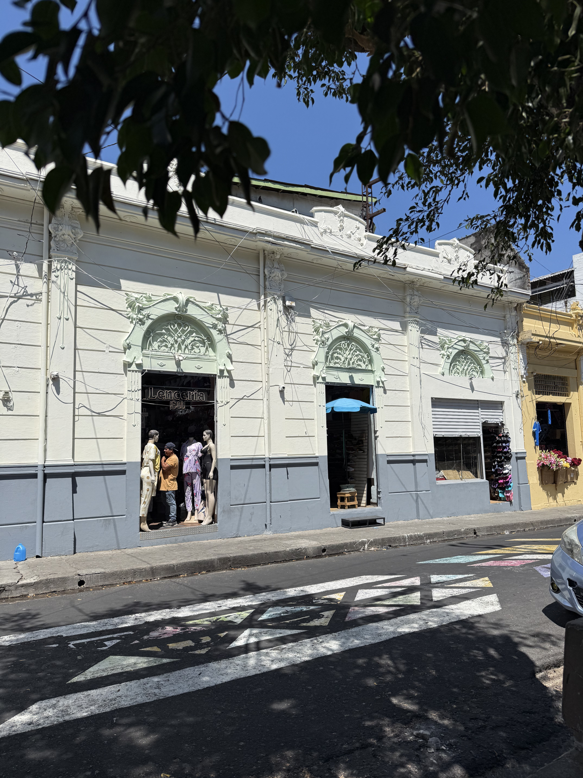 PROPIEDAD EN EL CENTRO HISTÓRICO DE SAN SALVADOR