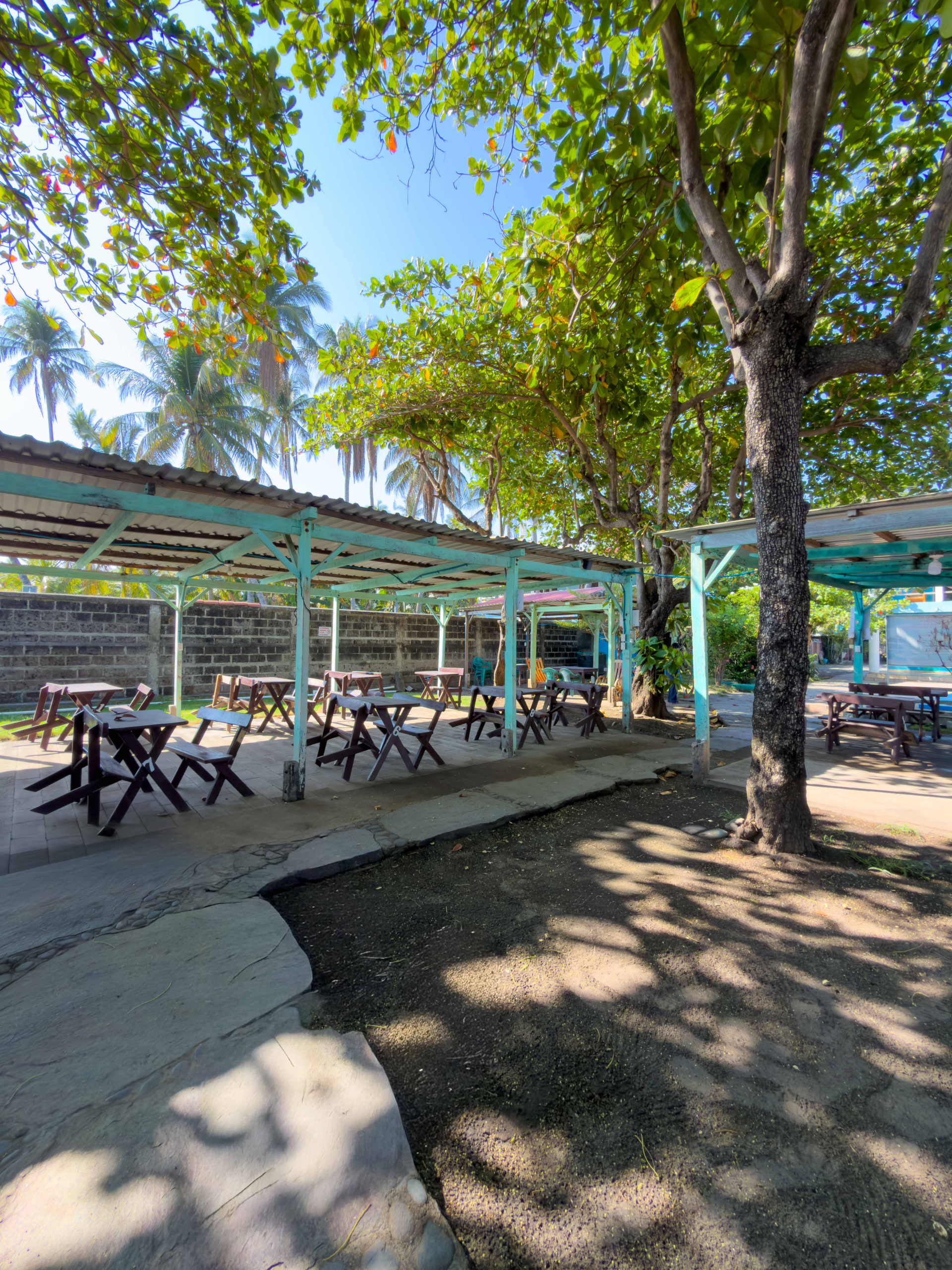 HOTEL EN VENTA FRENTE AL MAR EN PLAYA SAN BLAS, LA LIBERTAD