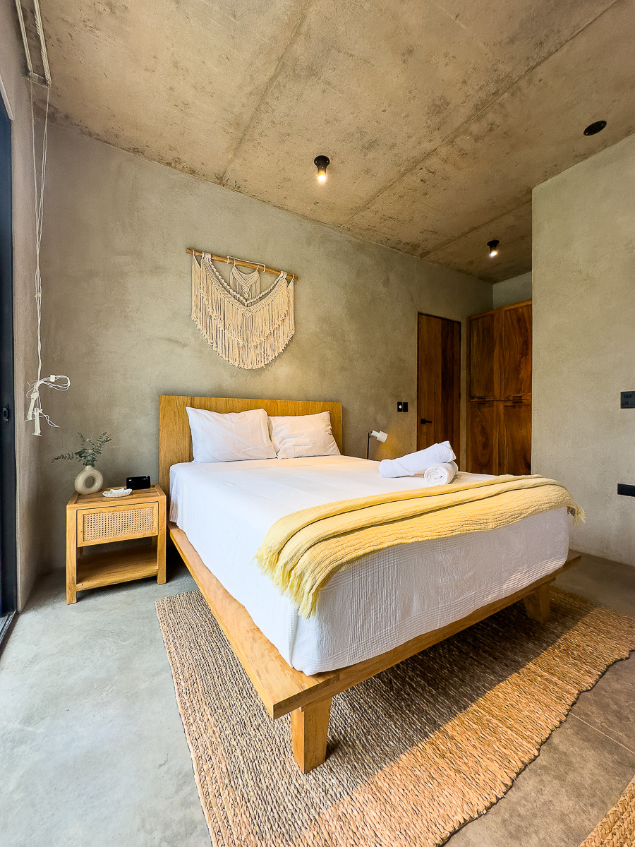 DR803-18 PROPIEDAD EQUIPADA Y EN AIRBNB EN CERRO LA GLORIA, TAMANIQUE, LA LIBERTAD
