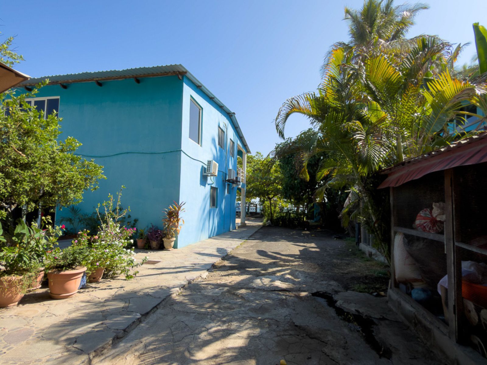 DR832-15 HOTEL EN VENTA FRENTE AL MAR EN PLAYA SAN BLAS, LA LIBERTAD