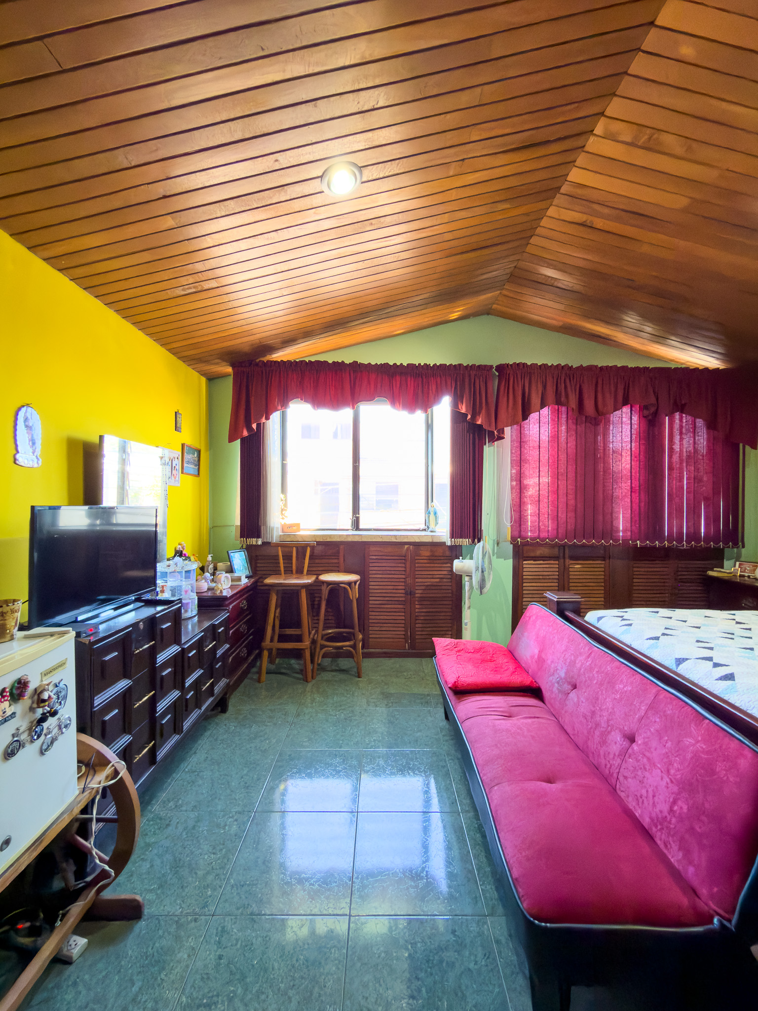 CASA EN RESIDENCIAL METRÓPOLIS, SAN SALVADOR