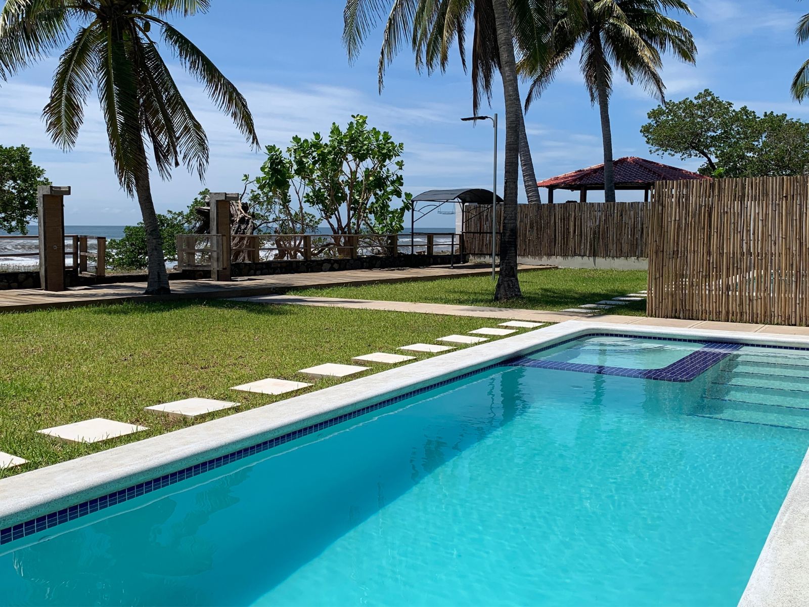 DR788-3 VILLAS FRENTE AL MAR, PLAYAS BLANCAS, LA UNIÓN