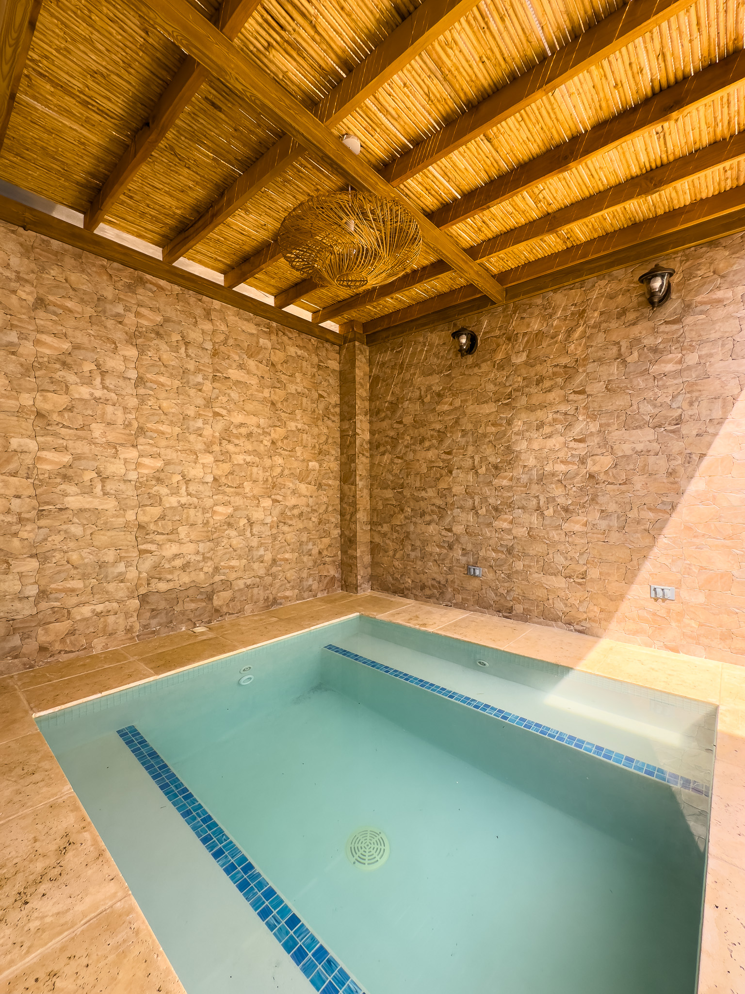 VILLA DE 3 CASAS INDEPENDIENTES FULL AMUEBLADAS, COSTA DEL SOL