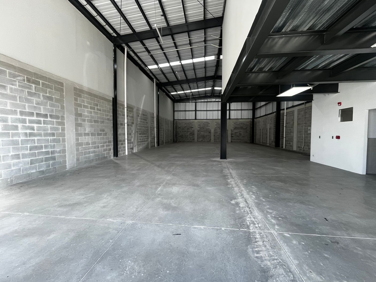 BODEGAS A ESTRENAR EN DISTRIBODEGAS, APOPA