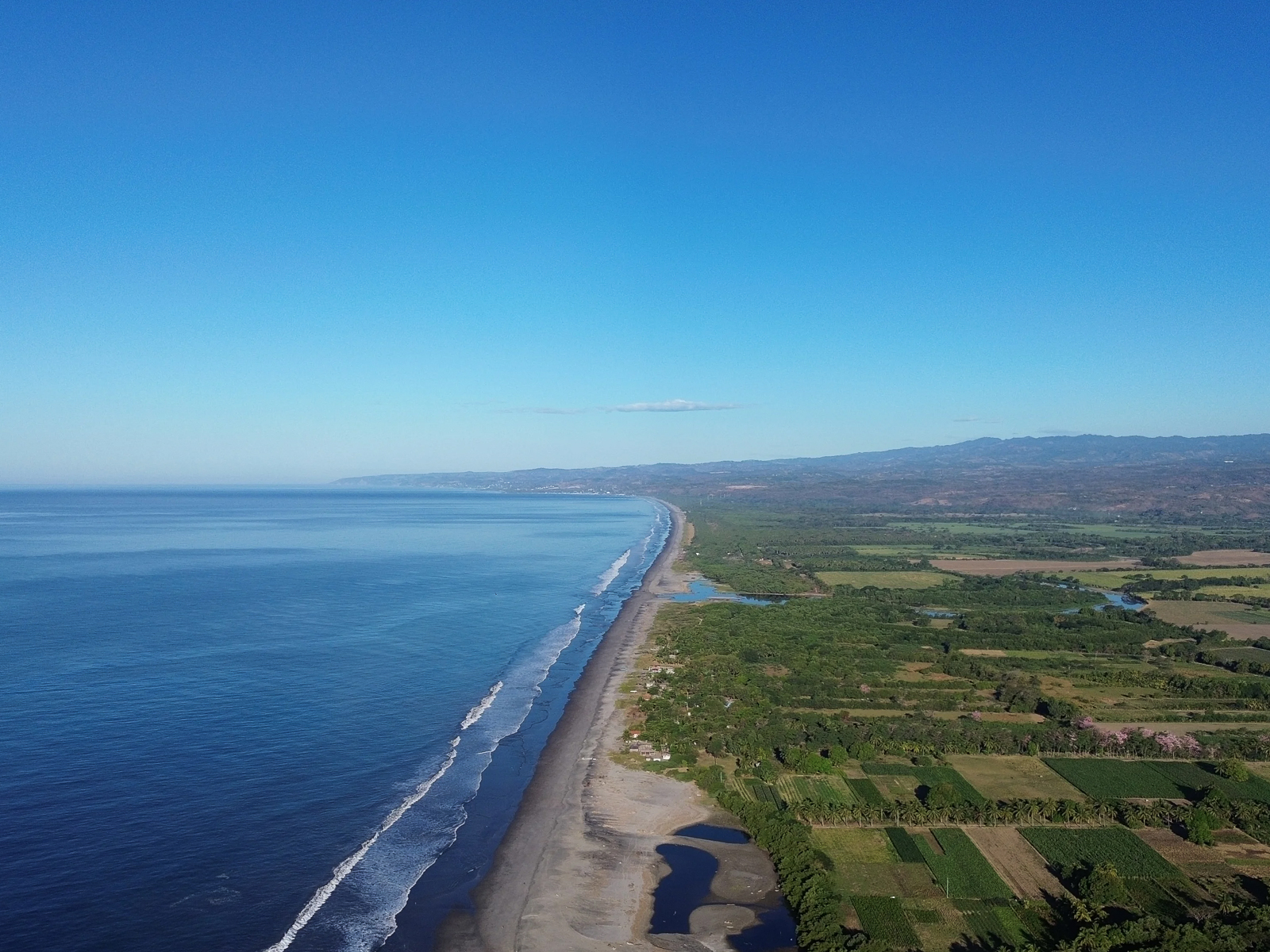 DT675-2 TERRENO PARA DESARROLLO EN PLAYA CANGREJERA, LA LIBERTAD