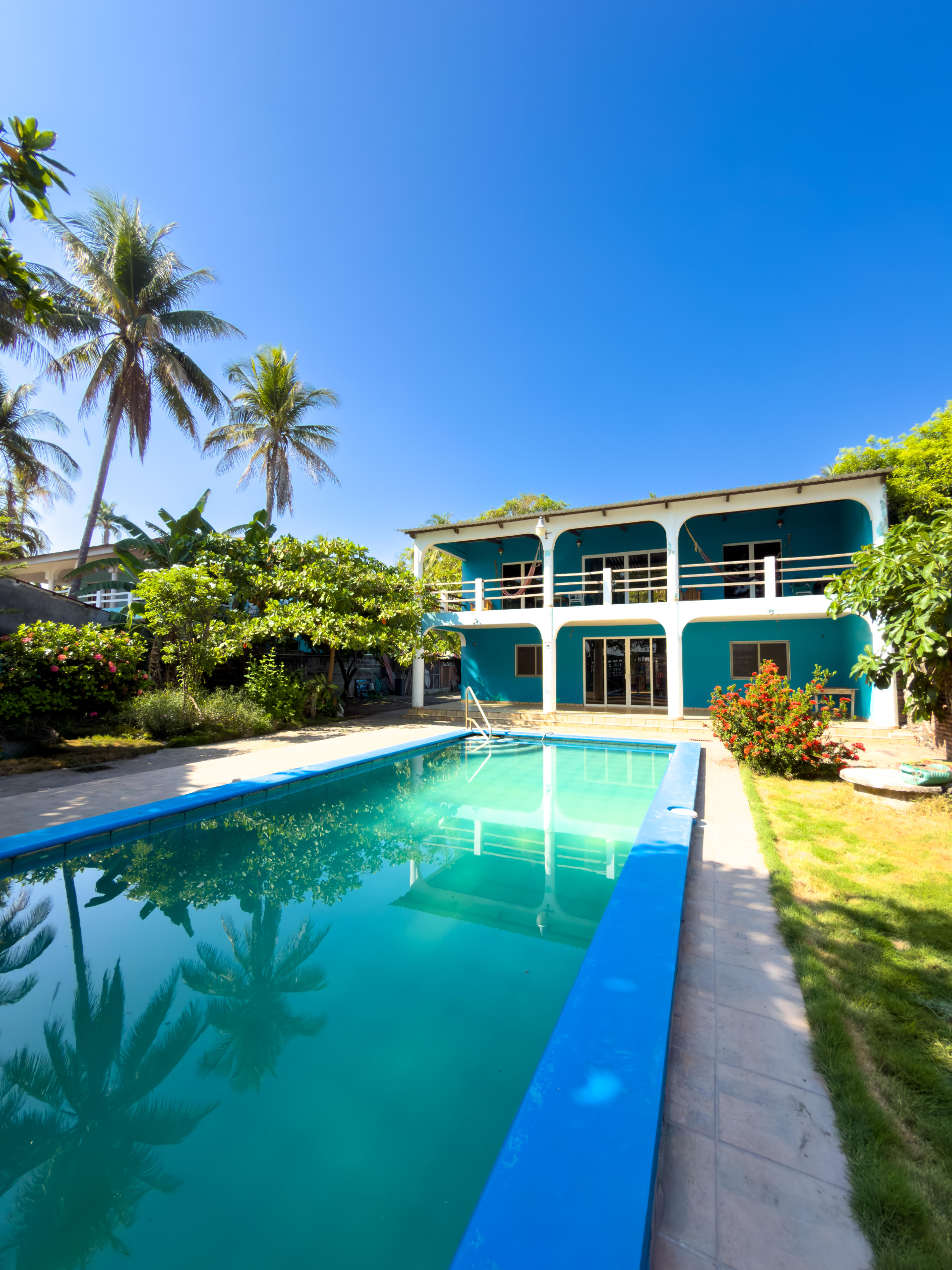 HOTEL EN VENTA FRENTE AL MAR EN PLAYA SAN BLAS, LA LIBERTAD