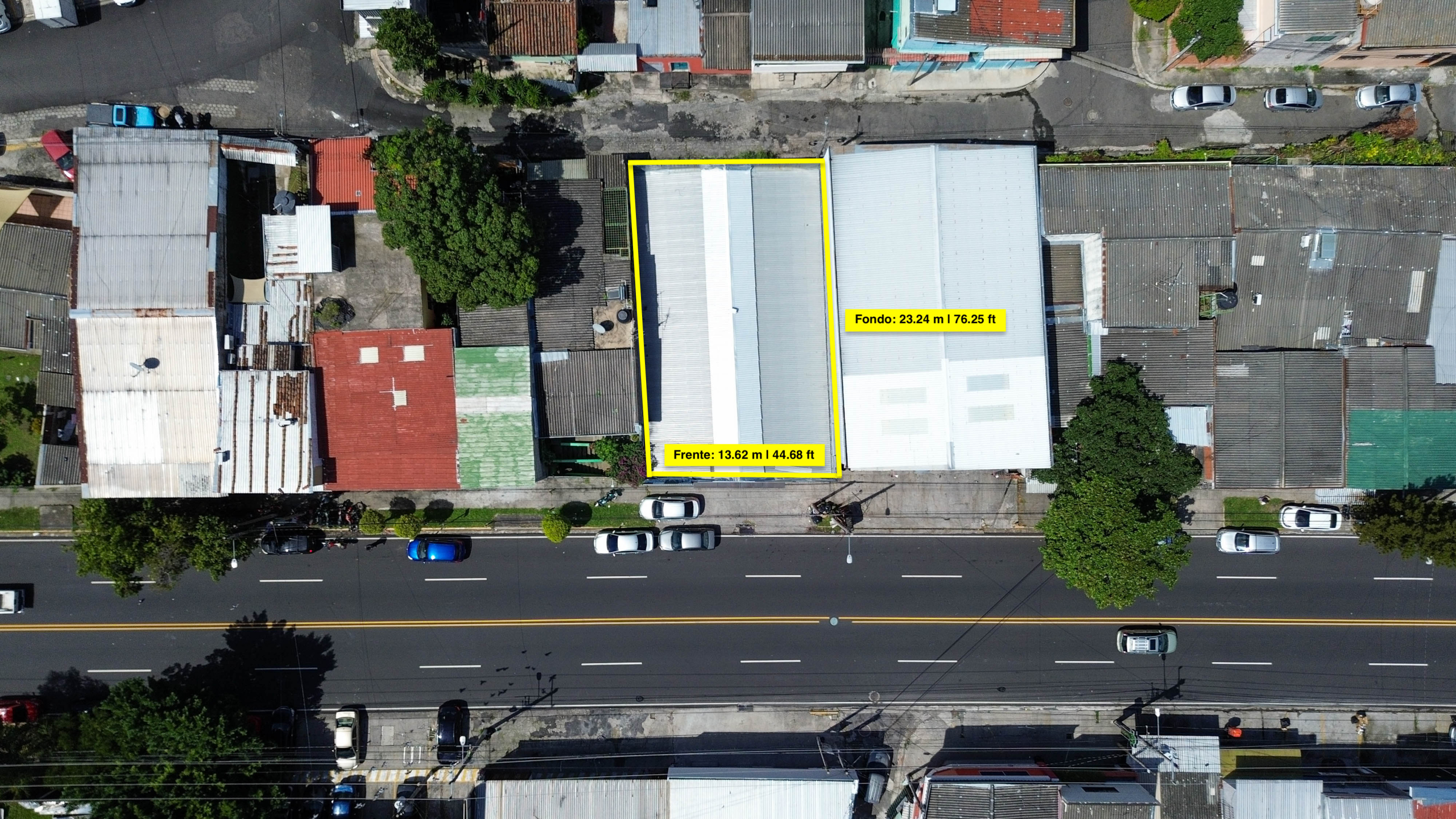 PROPIEDAD COMERCIAL EN CALLE BERNAL, SAN SALVADOR