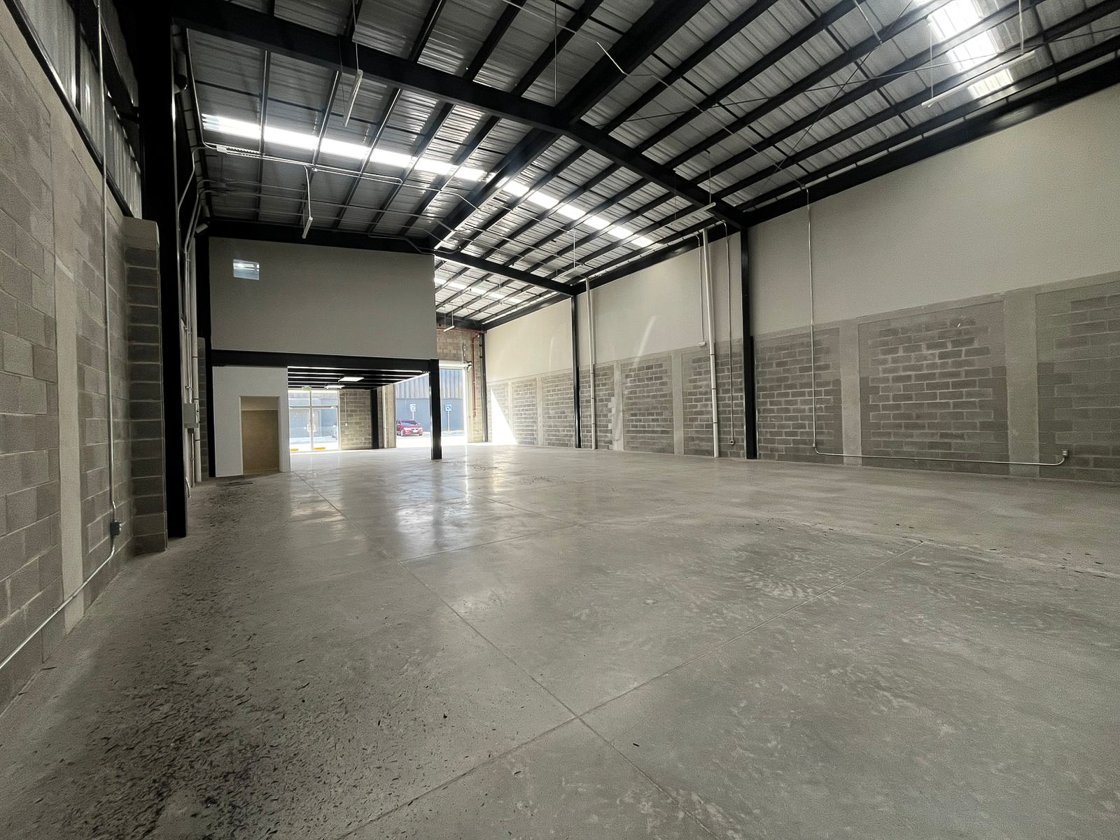 DAB817-1 BODEGAS A ESTRENAR EN DISTRIBODEGAS, APOPA