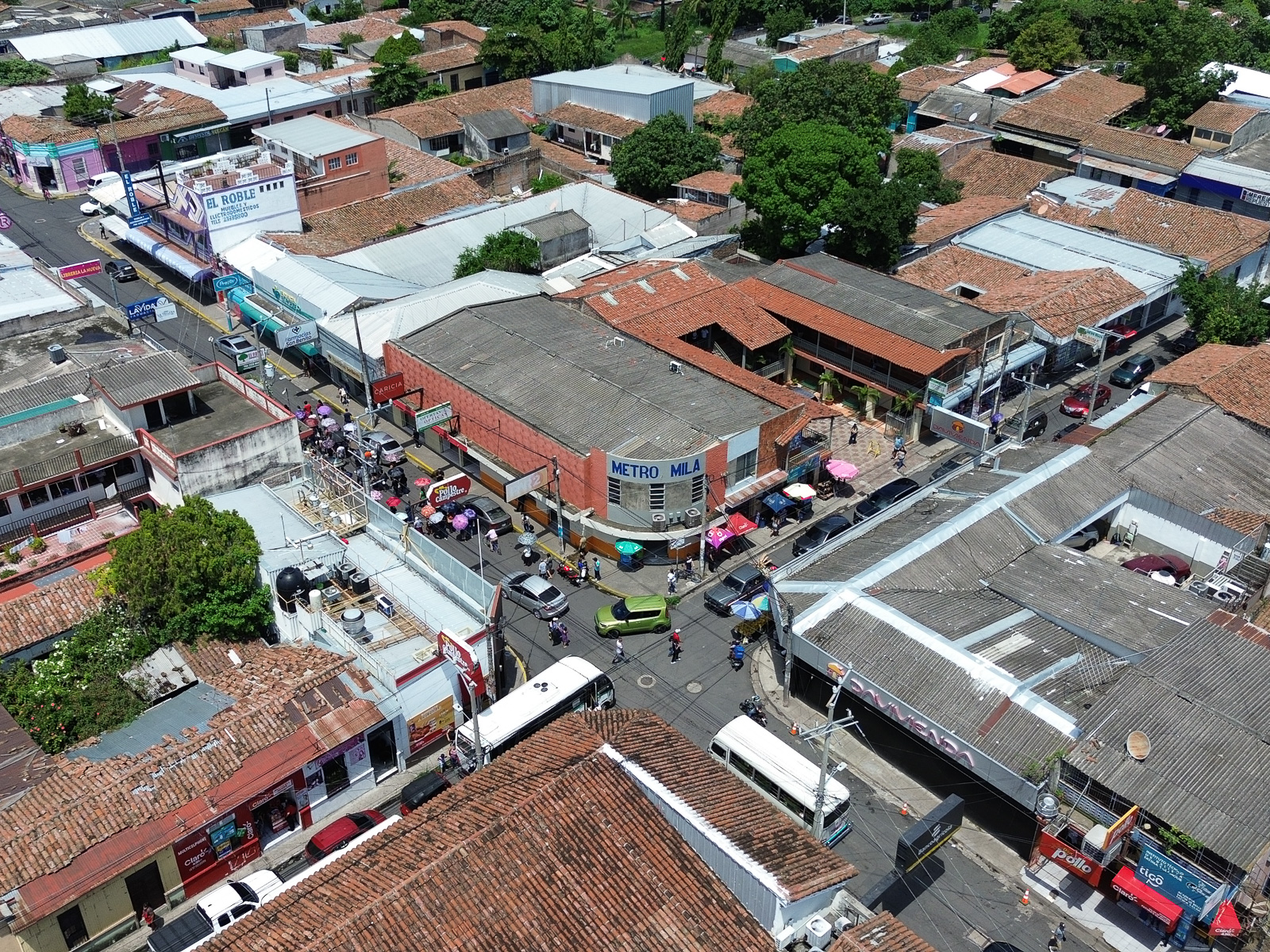 DAL757-14 PLAZA COMERCIAL EN QUEZALTEPEQUE, SAN SALVADOR