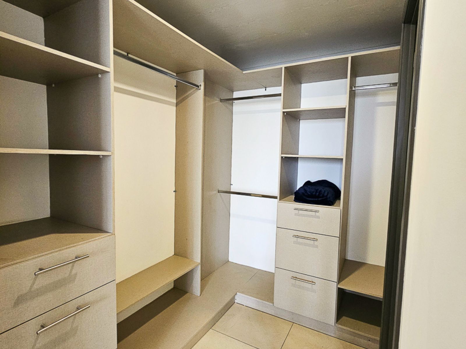 DR792-21 CASAS DE 2 NIVELES EN ZARAGOZA, LA LIBERTAD