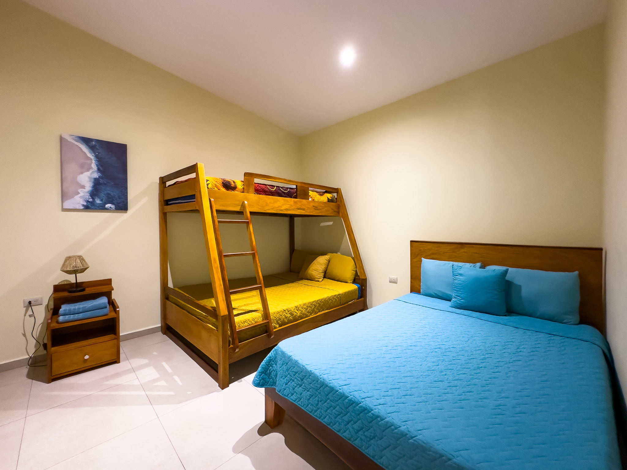 VILLA DE 3 CASAS INDEPENDIENTES FULL AMUEBLADAS, COSTA DEL SOL