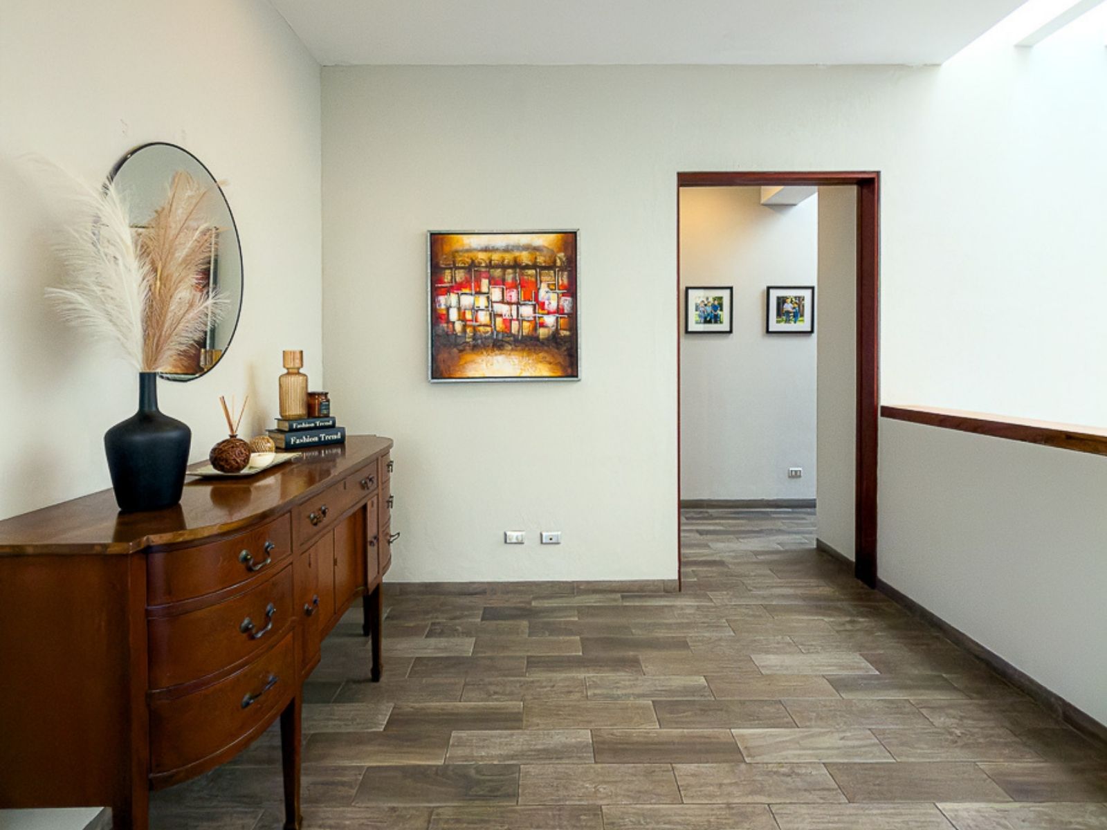 DR820-20 RESIDENCIA EN PORTONES DE MADRE SELVA, ANTIGUO CUSCATLÁN, LA LIBERTAD