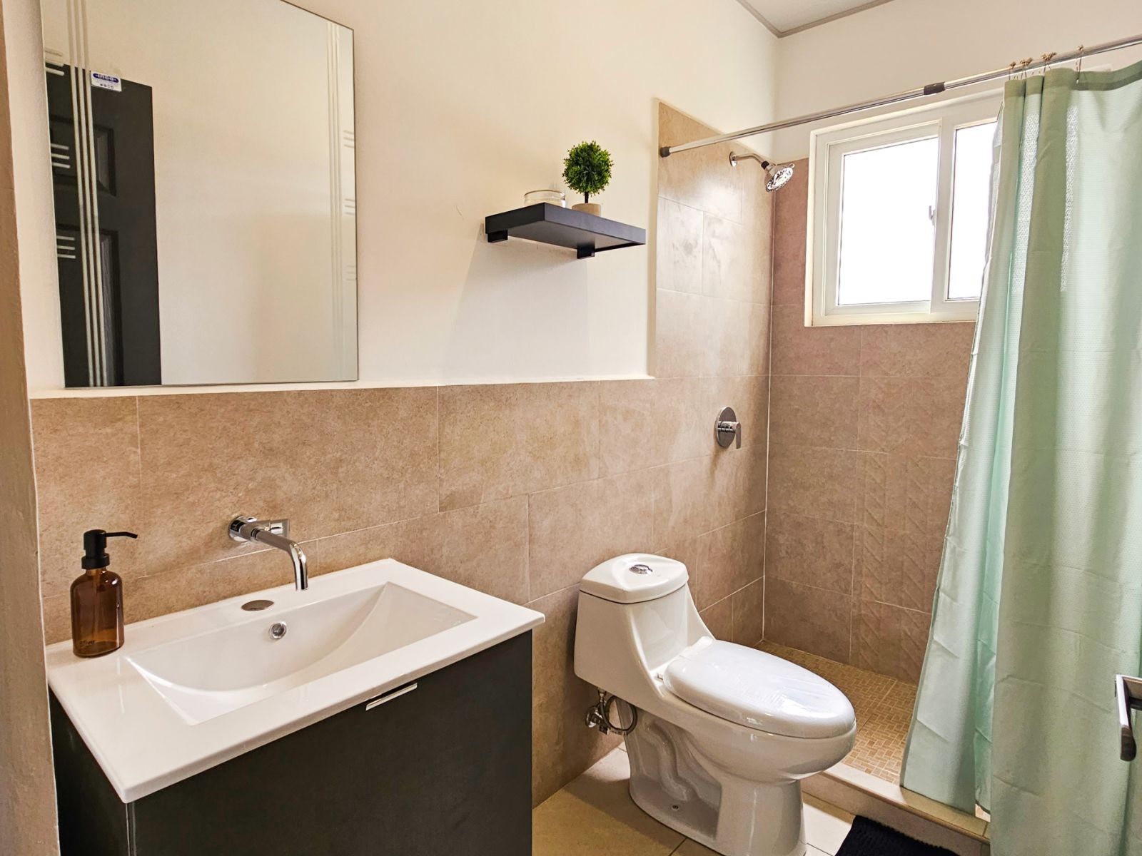 DR792-25 CASAS DE 2 NIVELES EN ZARAGOZA, LA LIBERTAD
