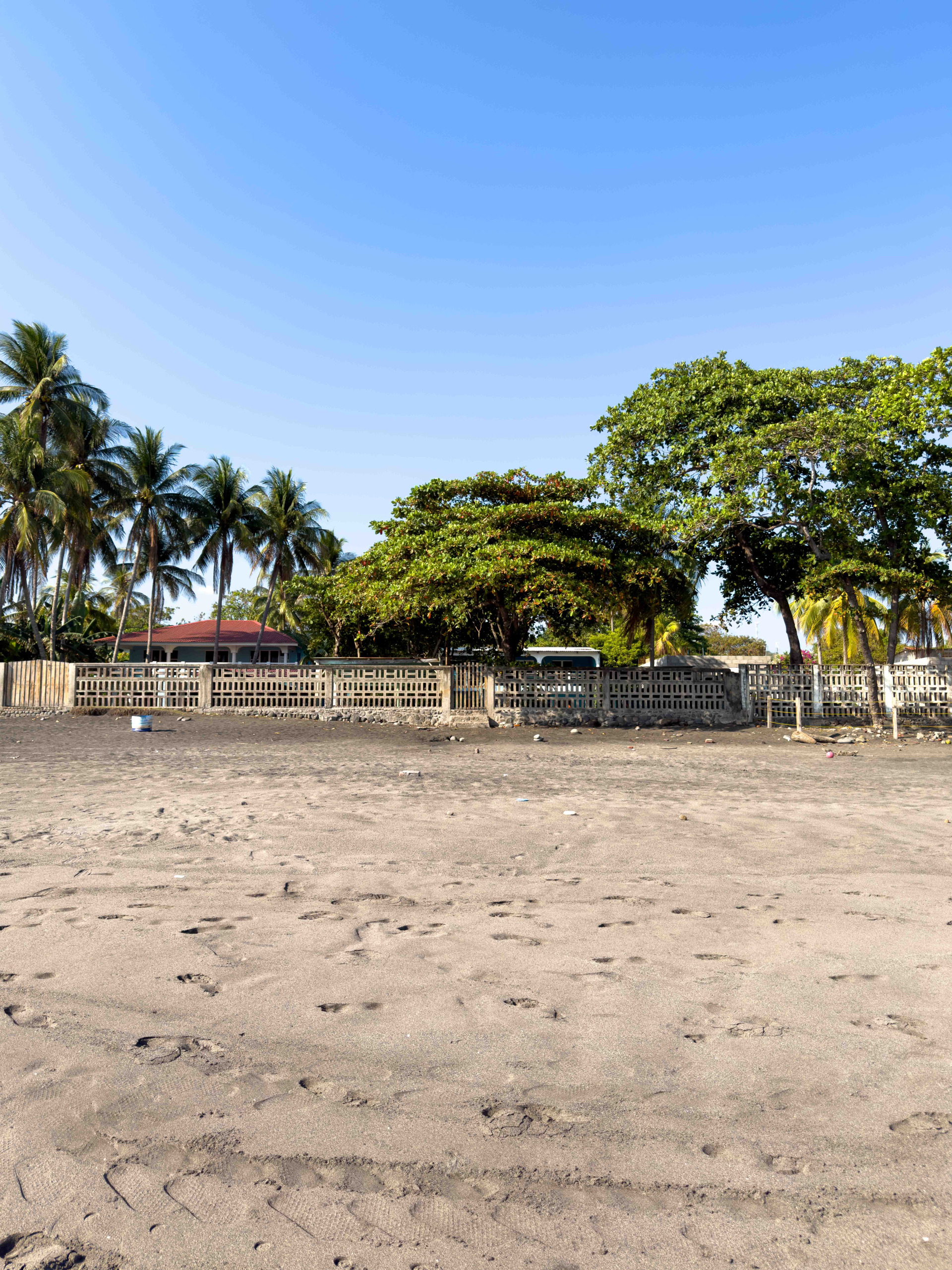 PROPIEDAD FRENTE AL MAR EN PLAYA SAN BLAS, LA LIBERTAD
