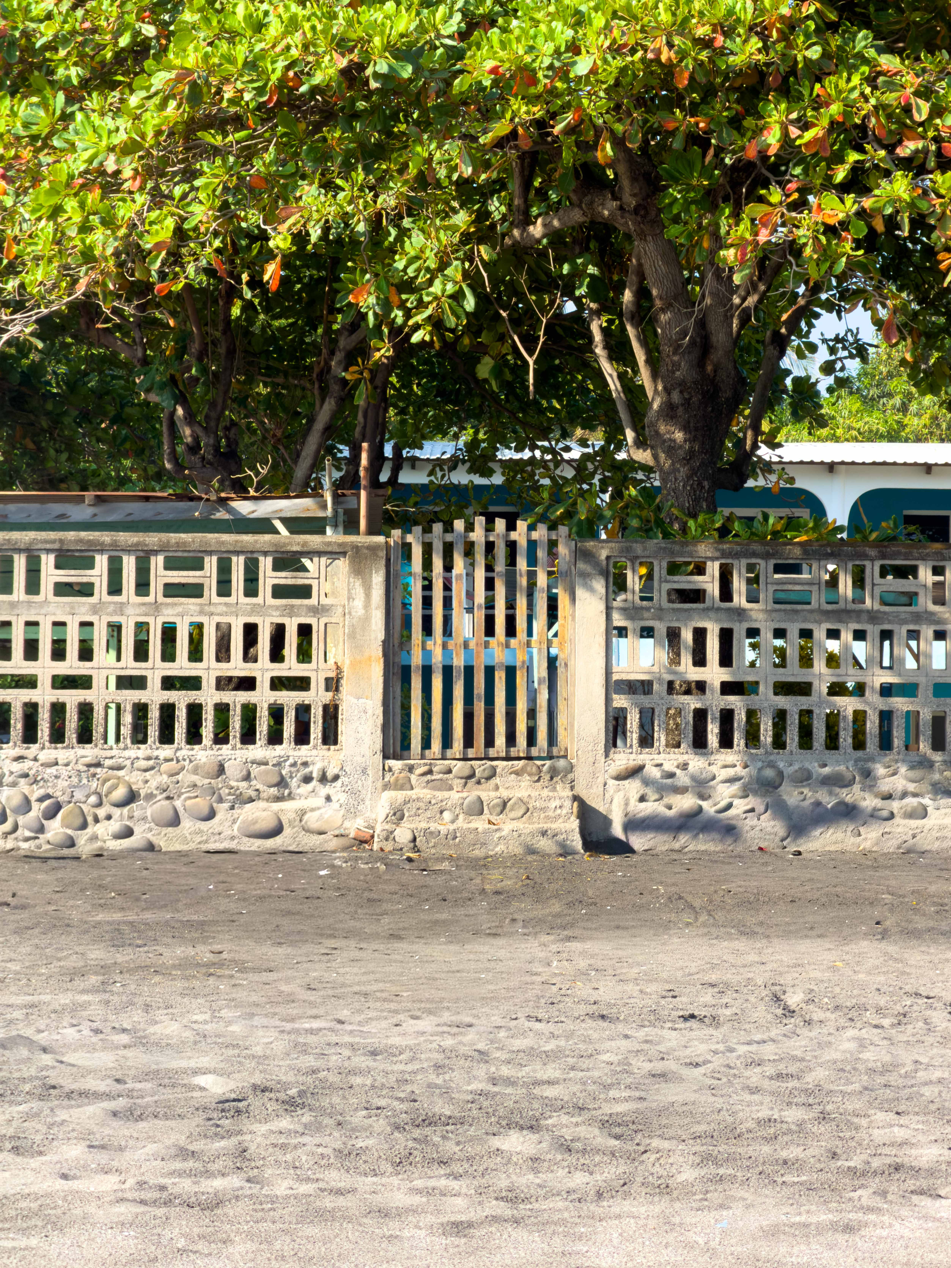 PROPIEDAD FRENTE AL MAR EN PLAYA SAN BLAS, LA LIBERTAD