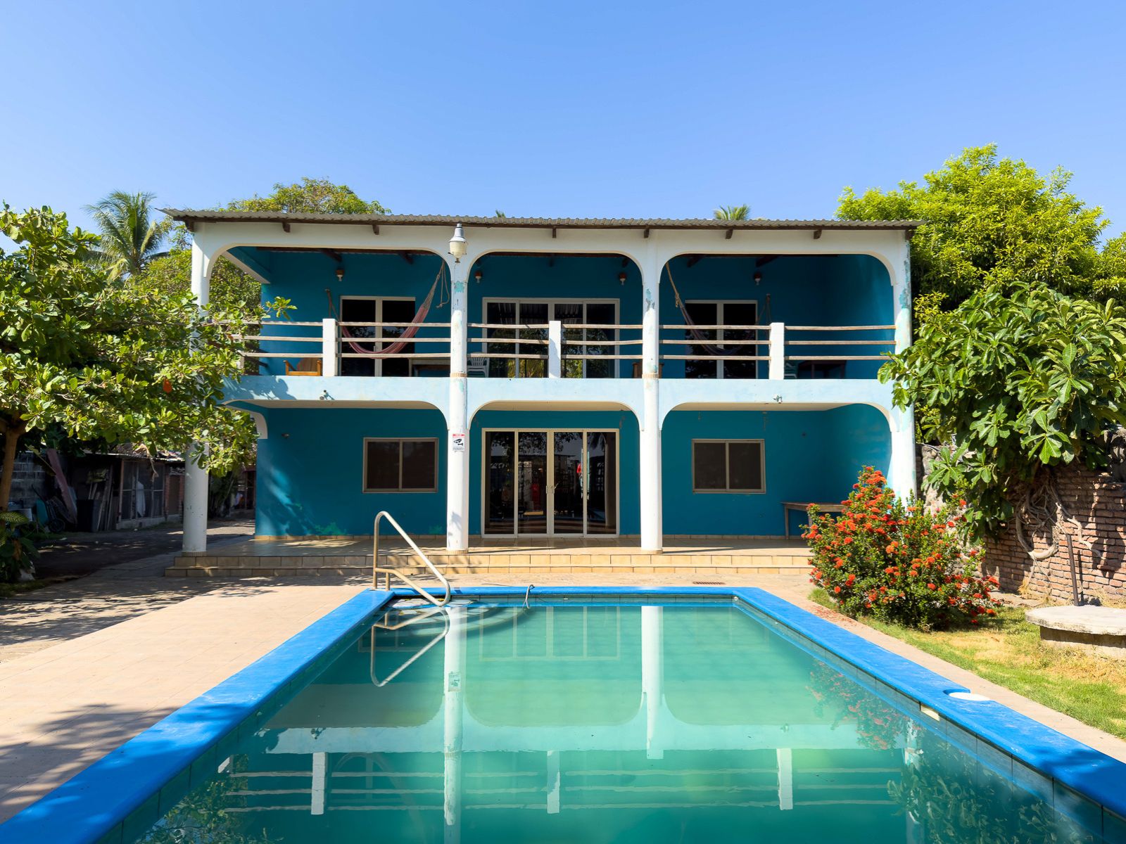 DR832-29 HOTEL EN VENTA FRENTE AL MAR EN PLAYA SAN BLAS, LA LIBERTAD