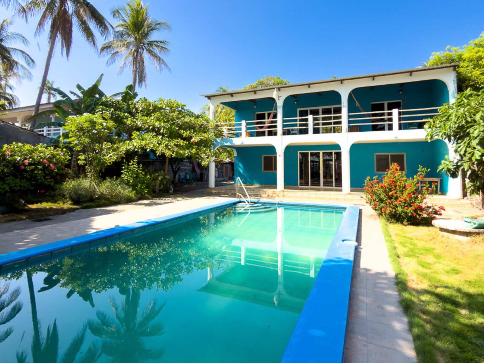 DR832-3 HOTEL EN VENTA FRENTE AL MAR EN PLAYA SAN BLAS, LA LIBERTAD