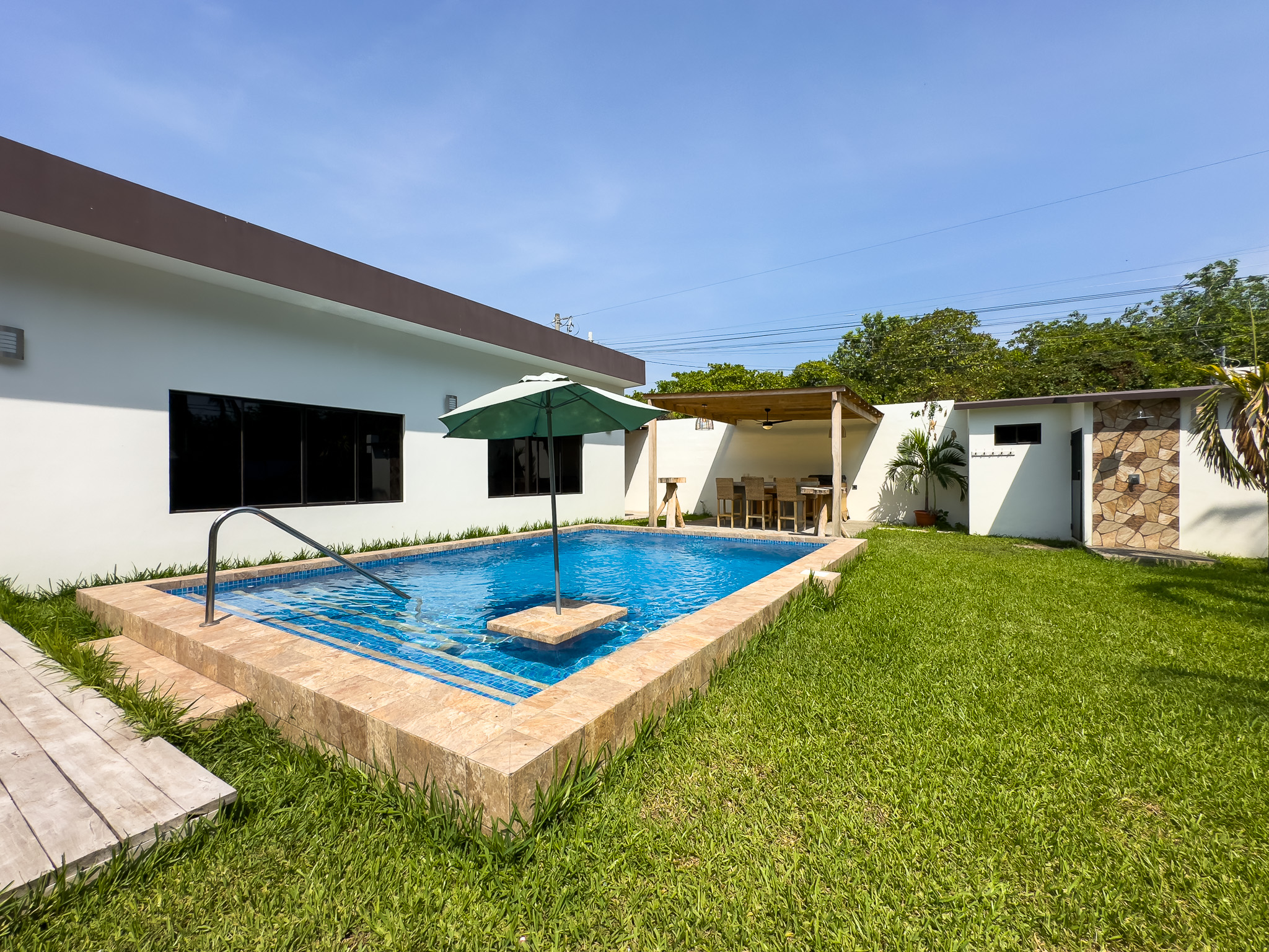 VILLA DE 3 CASAS INDEPENDIENTES FULL AMUEBLADAS, COSTA DEL SOL