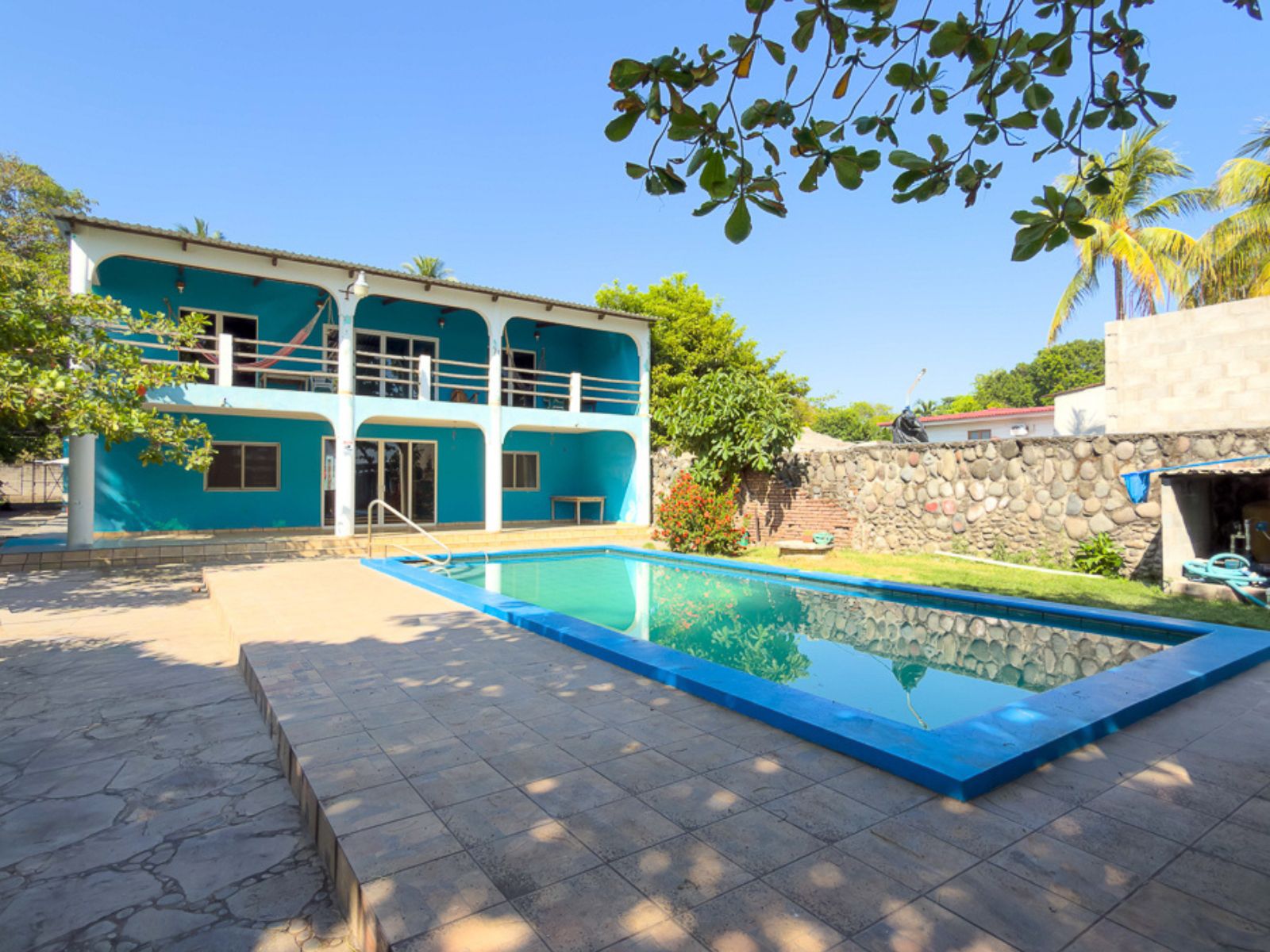 DR832-31 HOTEL EN VENTA FRENTE AL MAR EN PLAYA SAN BLAS, LA LIBERTAD
