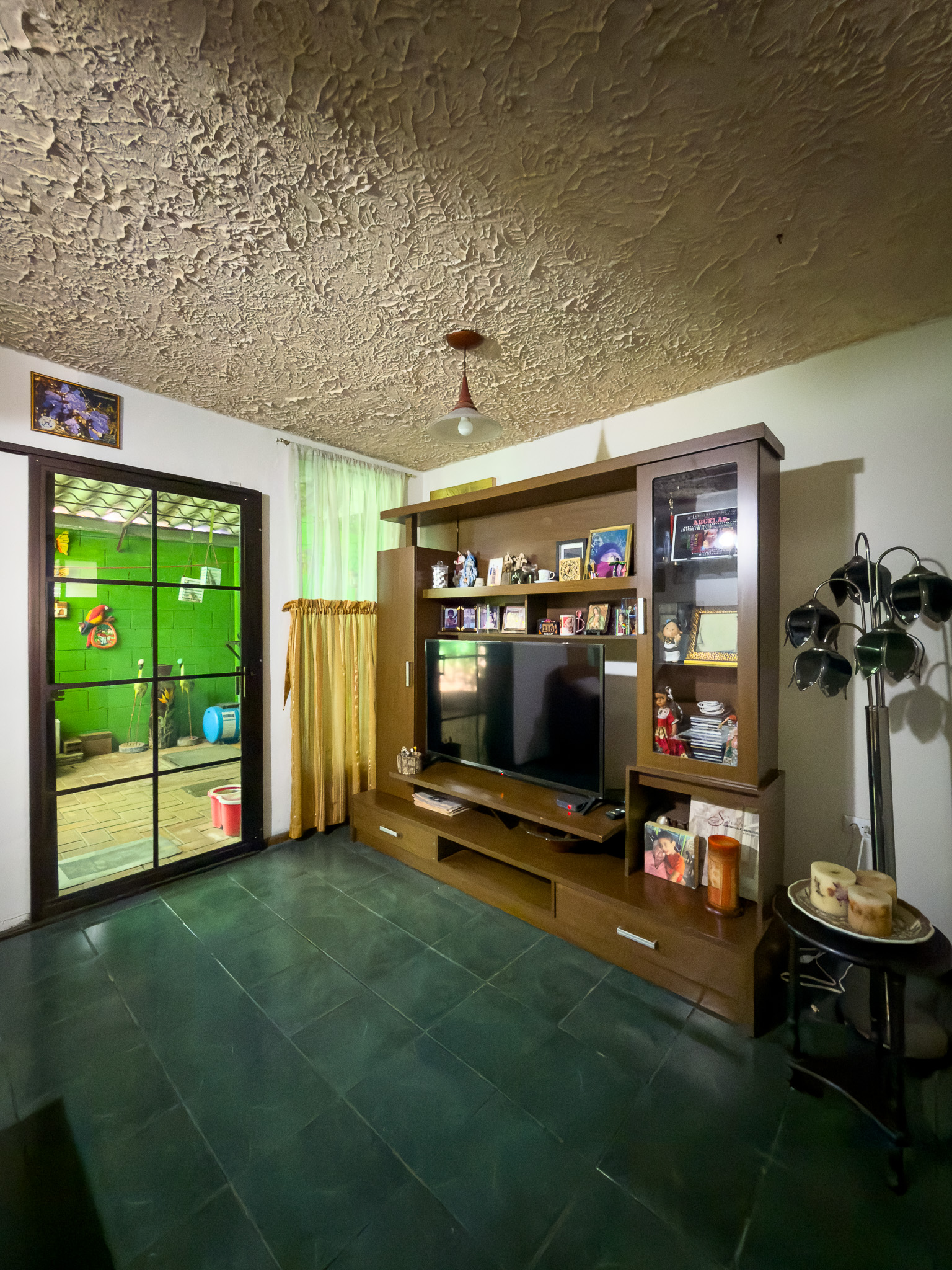 CASA EN RESIDENCIAL METRÓPOLIS, SAN SALVADOR