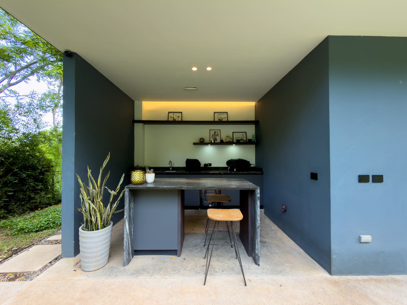 DR804-18 CASA EN RESIDENCIAL EL ENCANTO, LA LIBERTAD
