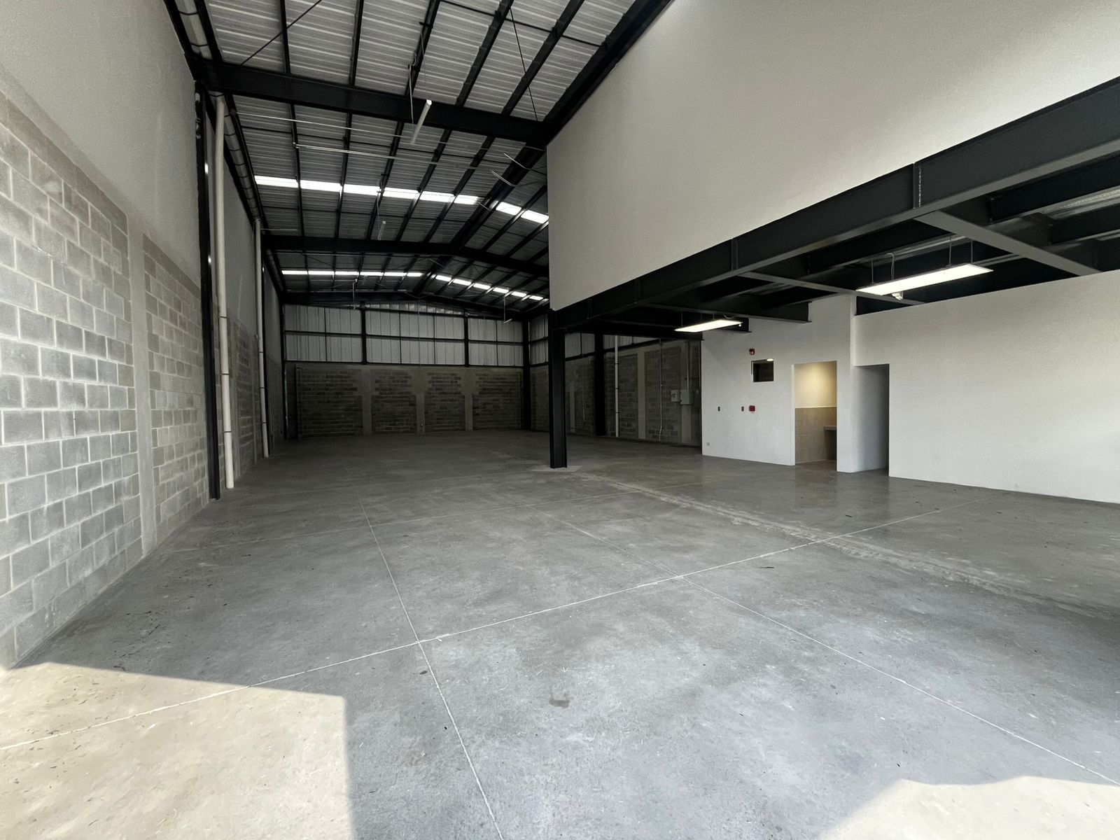 BODEGAS A ESTRENAR EN DISTRIBODEGAS, APOPA
