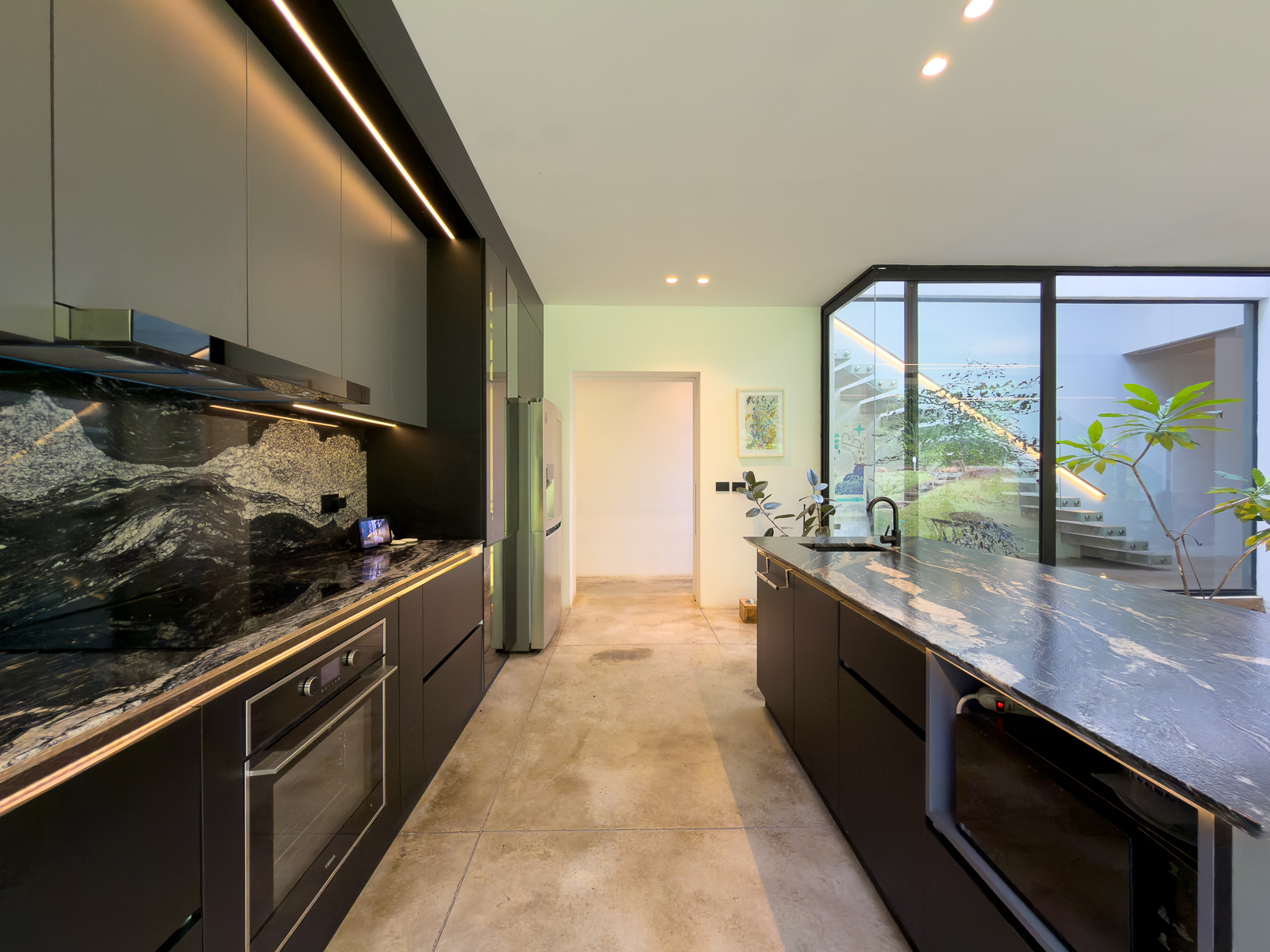 DR804-16 CASA EN RESIDENCIAL EL ENCANTO, LA LIBERTAD