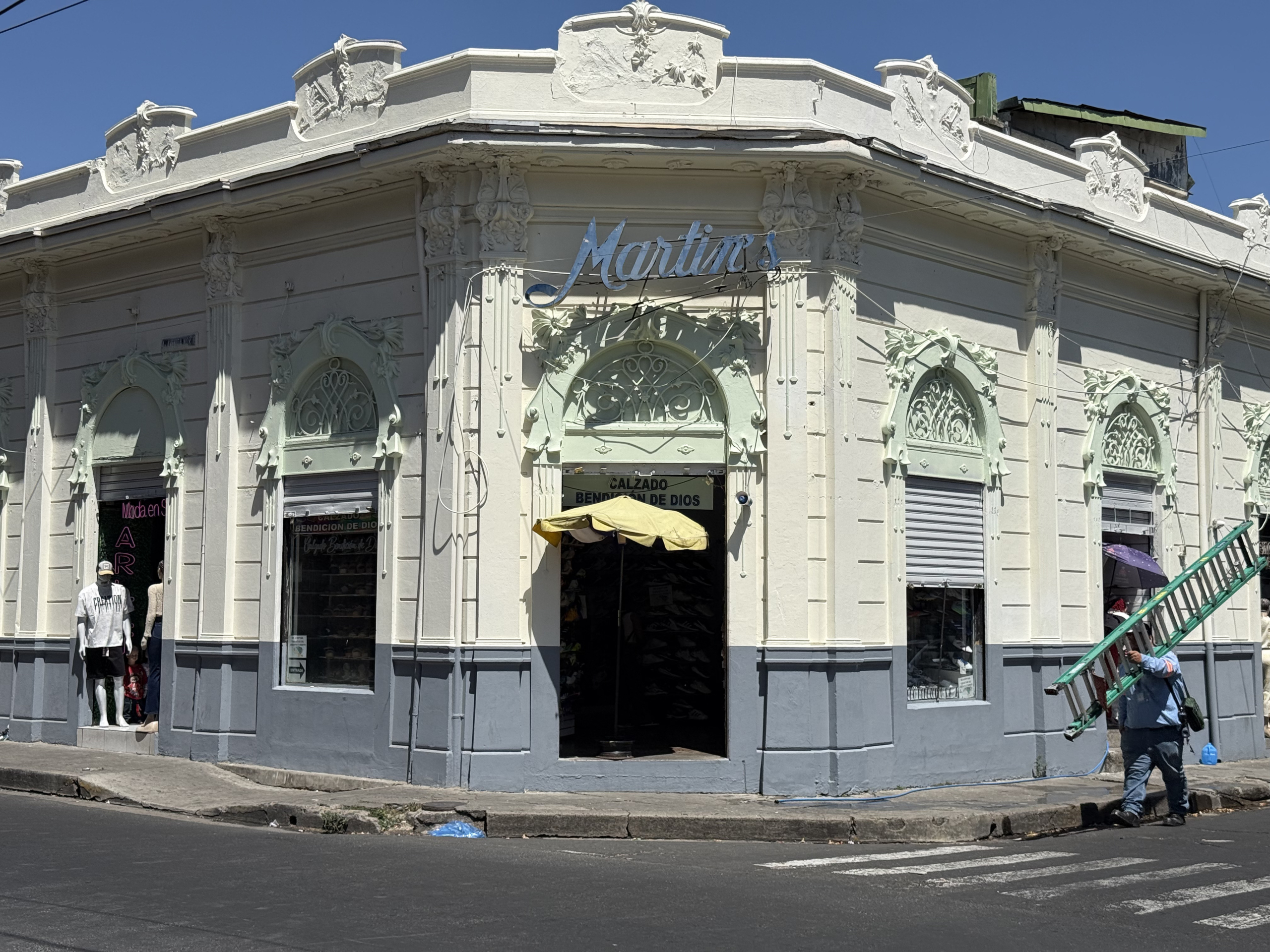 PROPIEDAD EN EL CENTRO HISTÓRICO DE SAN SALVADOR
