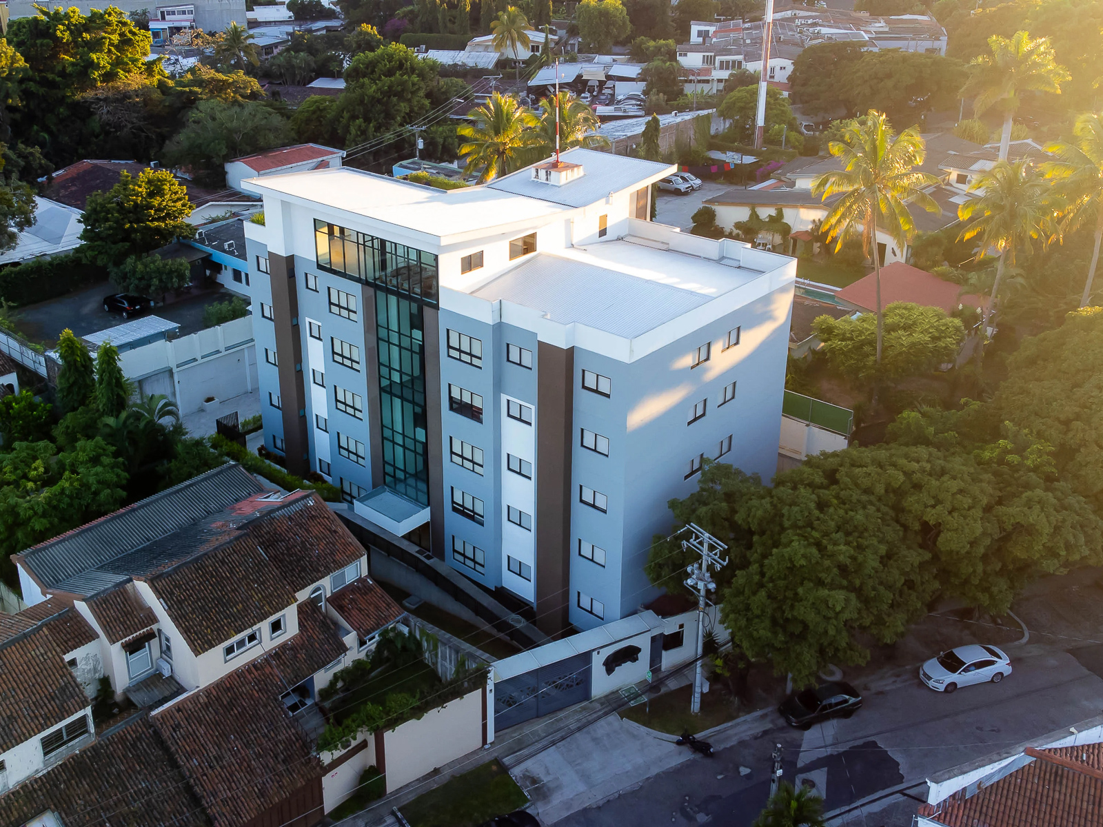 DA640-13 APARTAMENTOS “A ESTRENAR” EN COLONIA SAN FRANCISCO, SAN SALVADOR