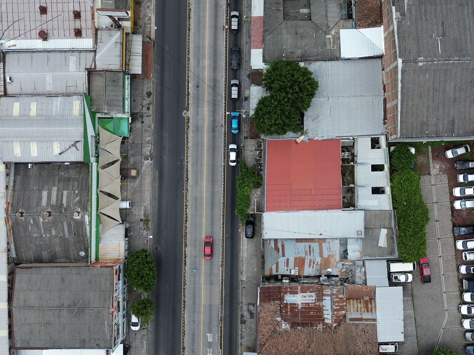 DR751-7 PROPIEDAD EN EL CENTRO DE SAN SALVADOR, ALAMEDA JUAN PABLO II