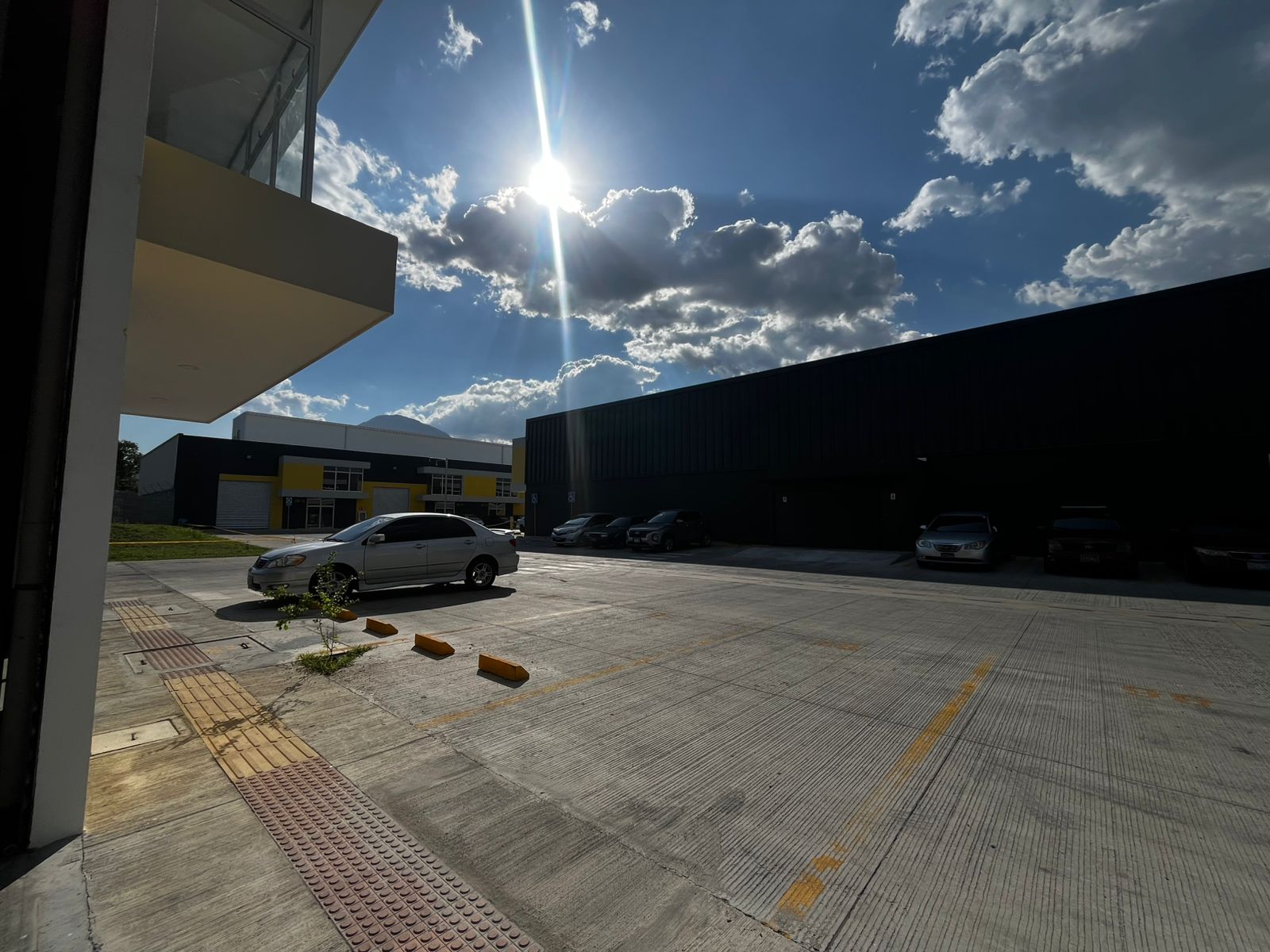 BODEGAS A ESTRENAR EN DISTRIBODEGAS, APOPA