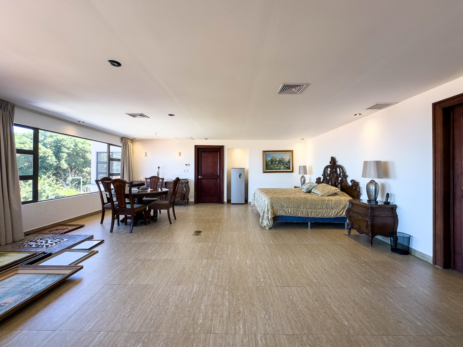 DR645-10 CASA EN RESIDENCIAL LOMAS DE ALTAMIRA, SAN SALVADOR