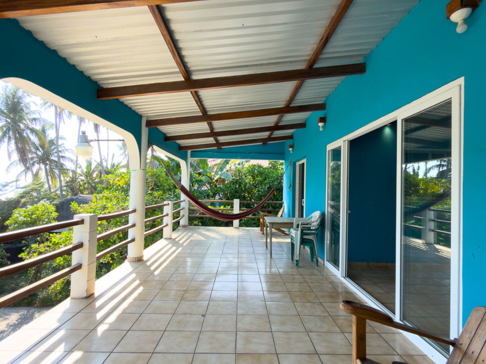 DR832-9 HOTEL EN VENTA FRENTE AL MAR EN PLAYA SAN BLAS, LA LIBERTAD