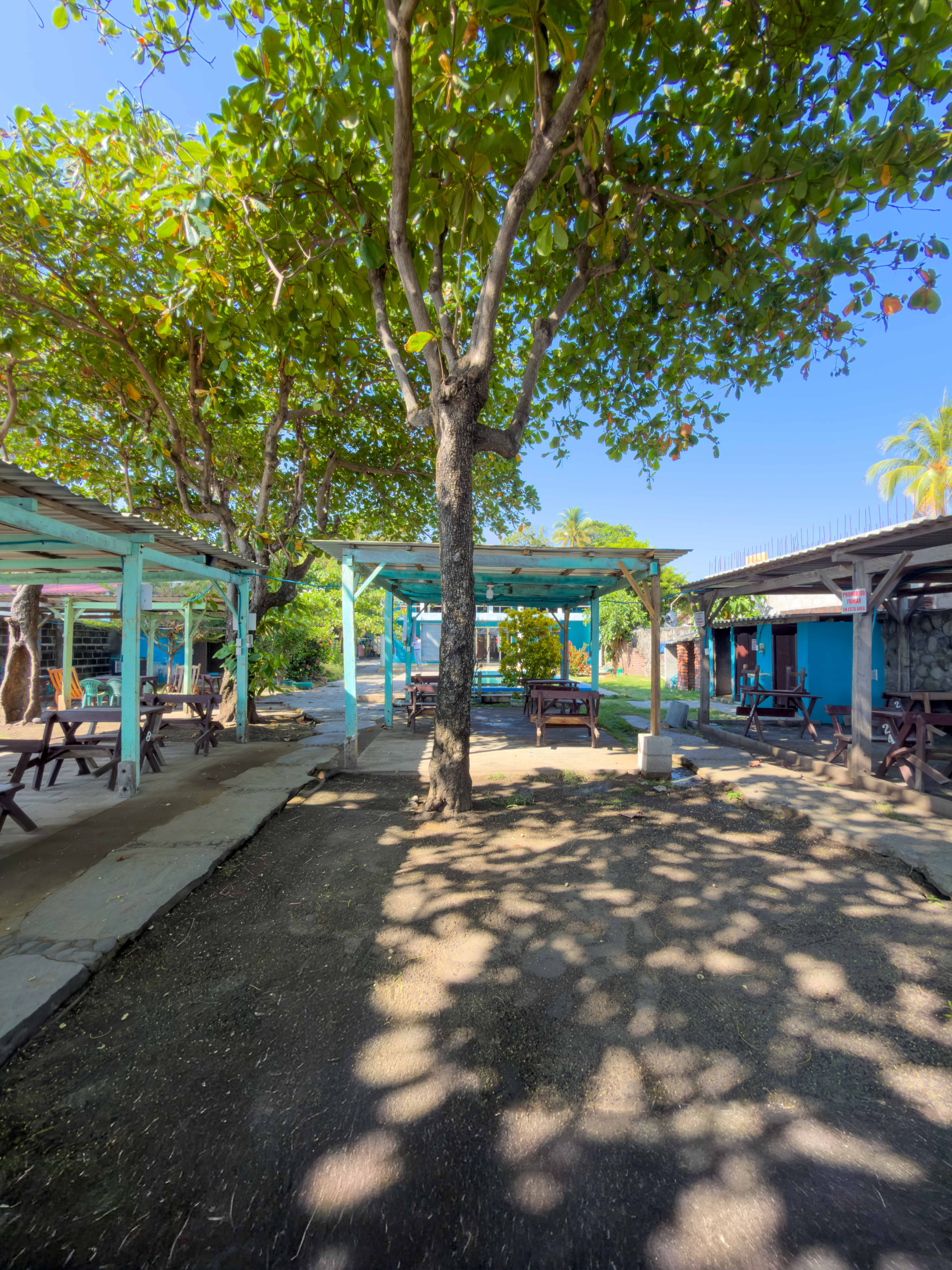 HOTEL EN VENTA FRENTE AL MAR EN PLAYA SAN BLAS, LA LIBERTAD