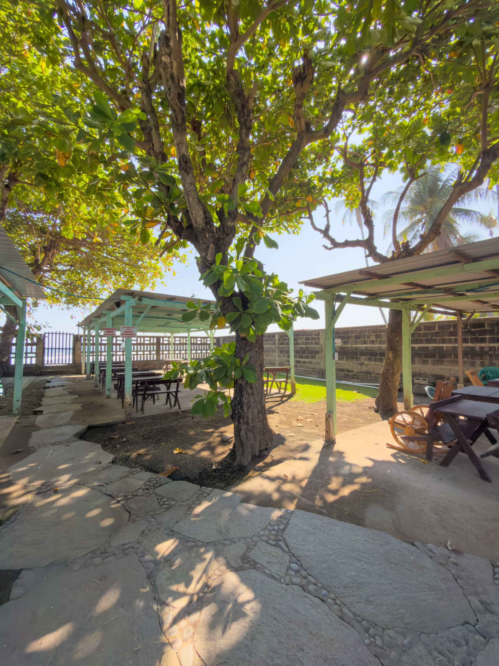 HOTEL EN VENTA FRENTE AL MAR EN PLAYA SAN BLAS, LA LIBERTAD