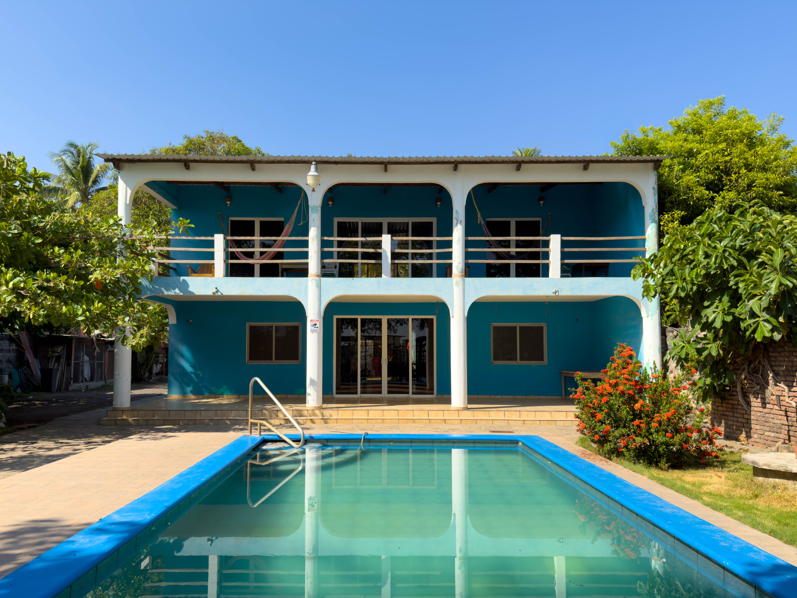 HOTEL EN VENTA FRENTE AL MAR EN PLAYA SAN BLAS, LA LIBERTAD