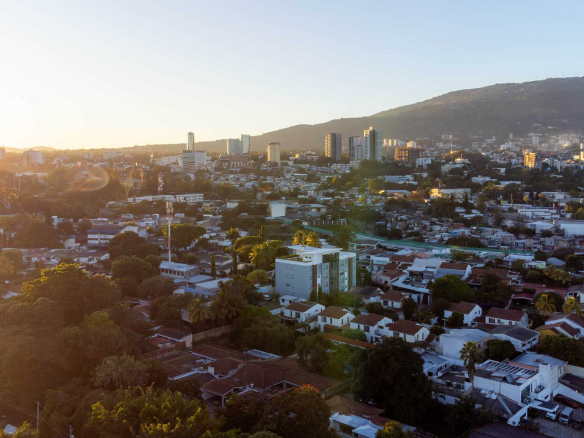 APARTAMENTO “NUEVO” EN COLONIA SAN FRANCISCO, SAN SALVADOR – APT 202
