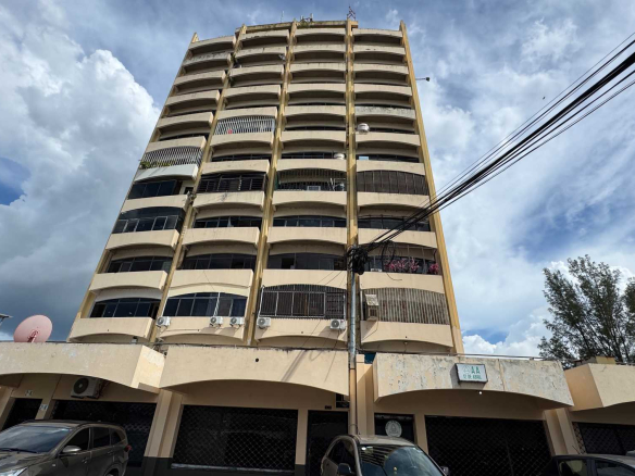 OFICINA CON INQUILINO EN CONDOMINIO LOS HEROES, SAN SALVADOR