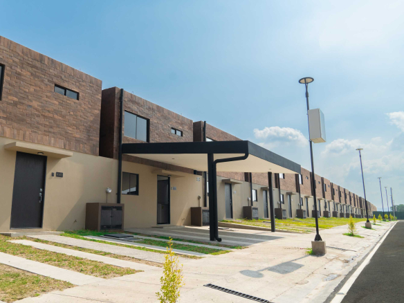 CASAS A ESTRENAR EN RESIDENCIAL PORTAL VALTERRA, VALLE DULCE