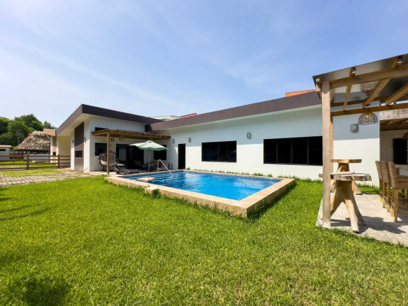 VILLA DE 3 CASAS INDEPENDIENTES FULL AMUEBLADAS, COSTA DEL SOL