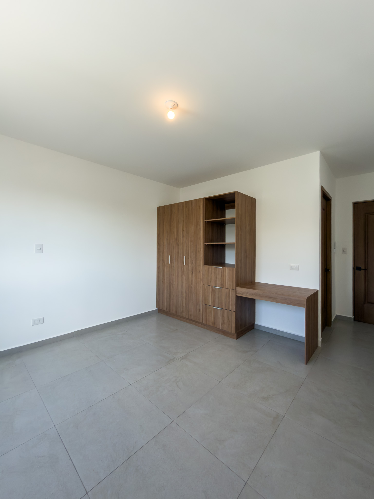 CASA A ESTRENAR EN ANTIBES, MODELO GRANDE, SAN SALVADOR