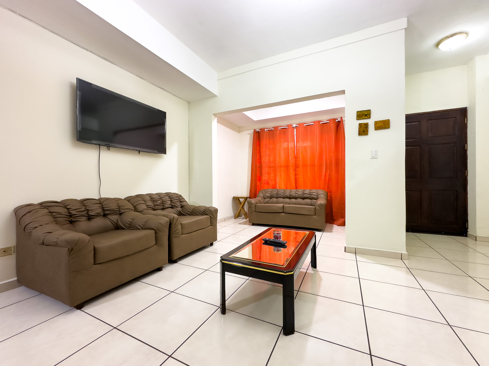 APARTAMENTO FULL AMUEBLADO EN CONDOMINIO LOS ABETOS, SAN SALVADOR
