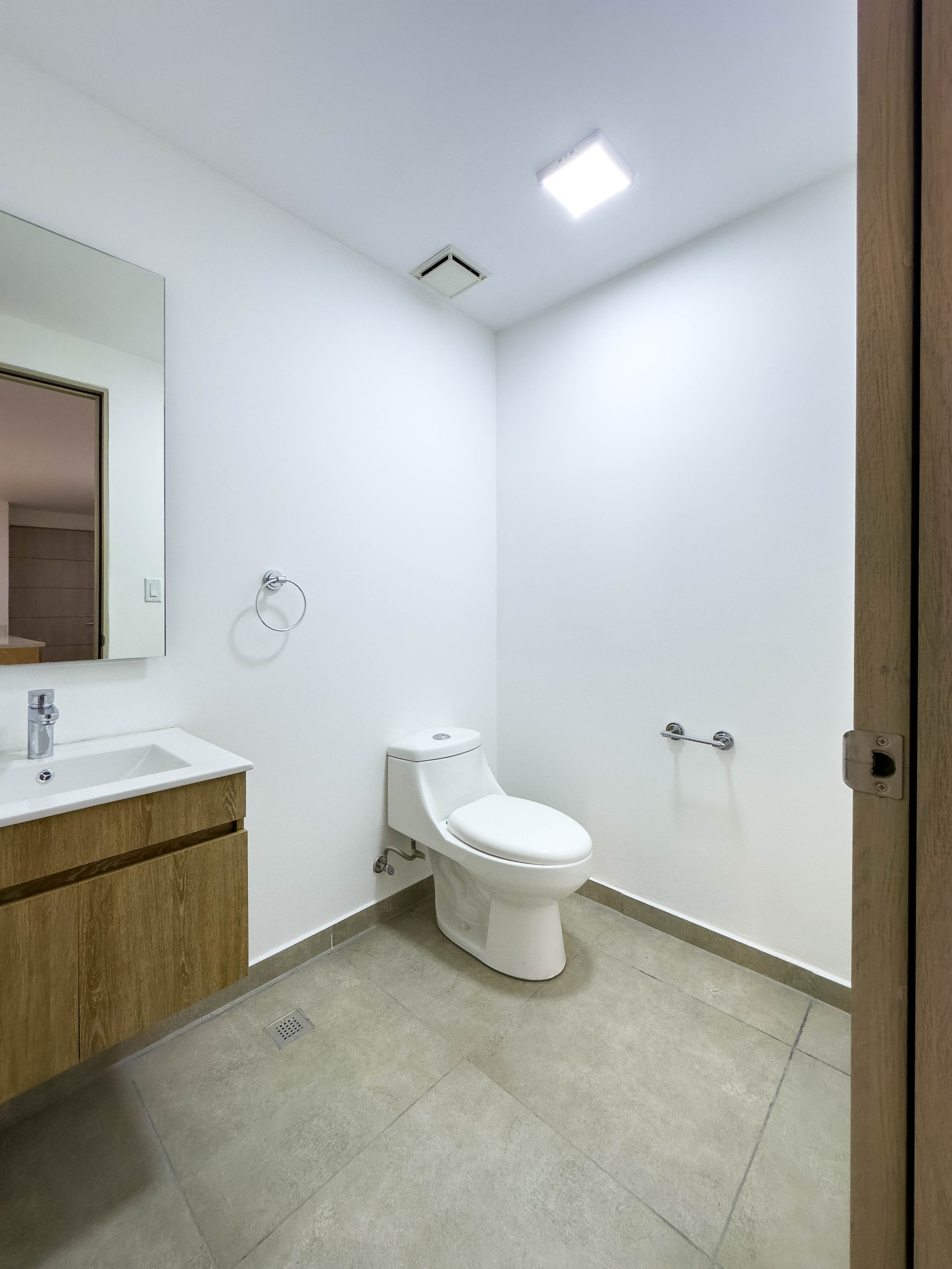 APARTAMENTO EN CONDOMINIO ARTEA, LA LIBERTAD